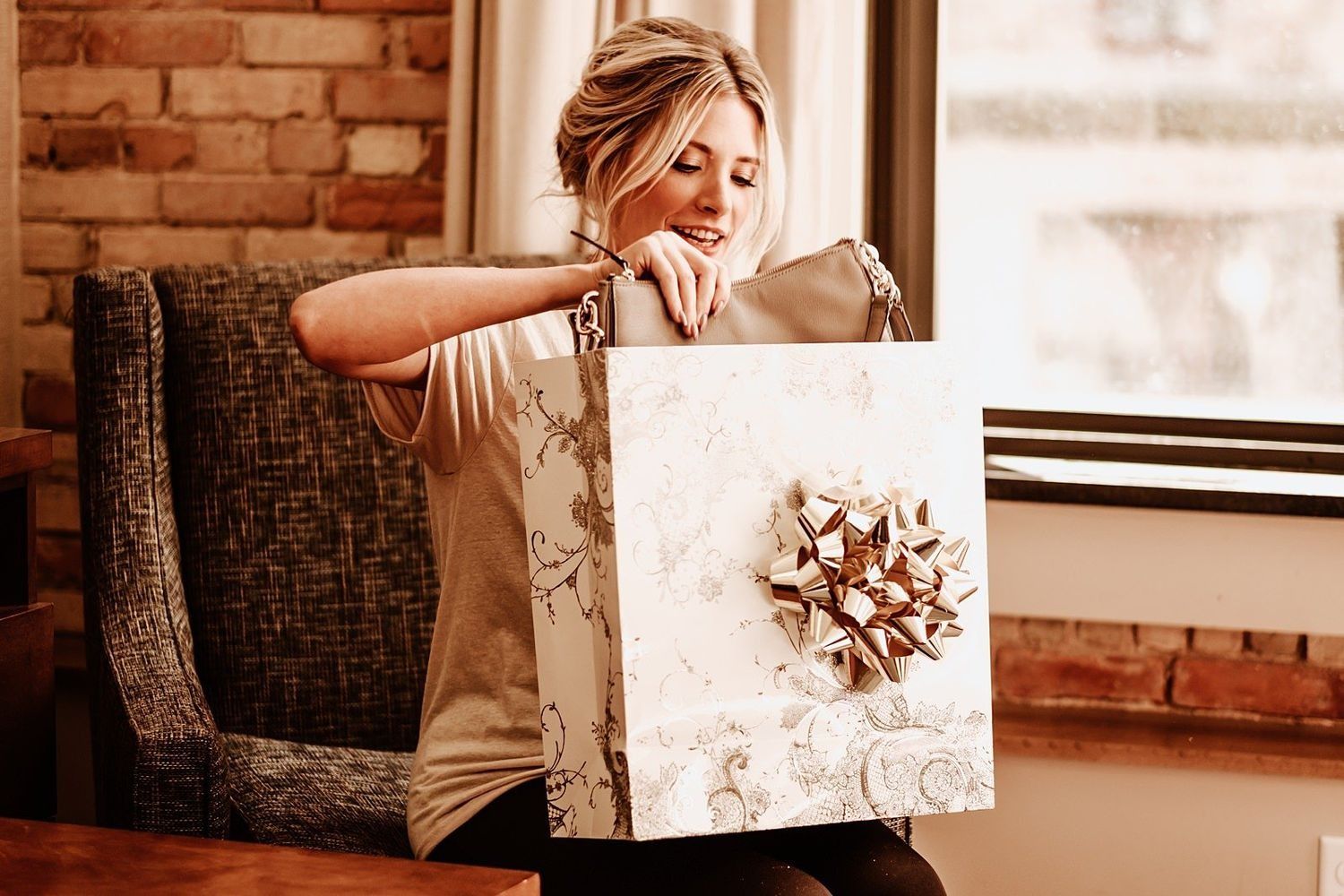 Present for the bride, Chicago wedding
