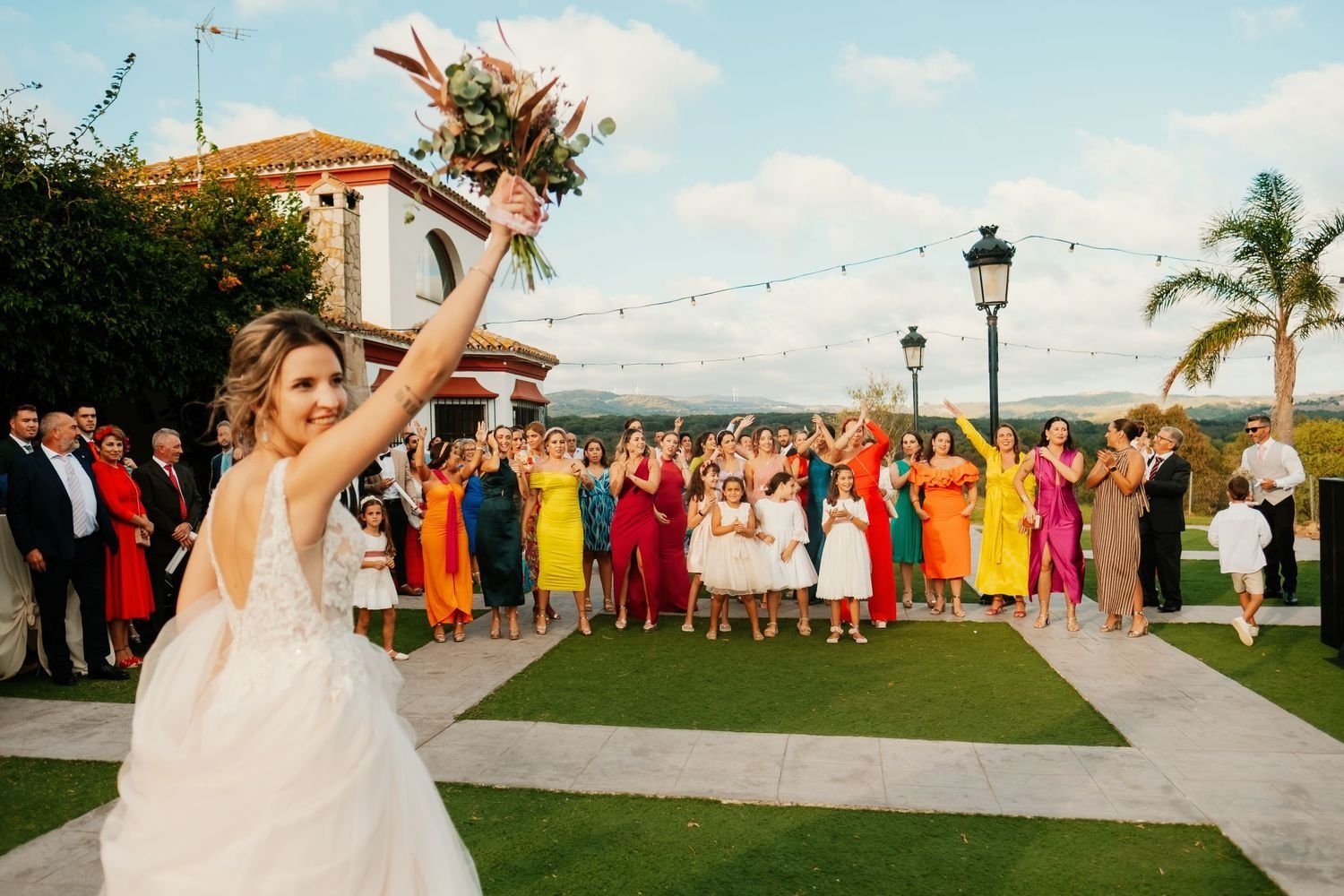 El sorte del ramos de la novia, fotografia invisible de Roberto Pecino