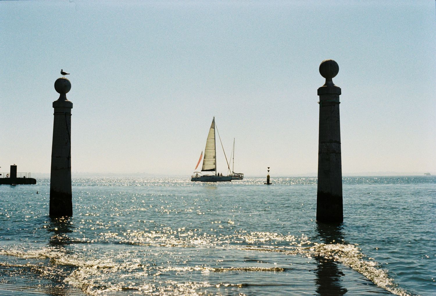 Film street travel photography in Lisbon, Portugal. Film by Faith Rodriguez. Now booking travel 2027.