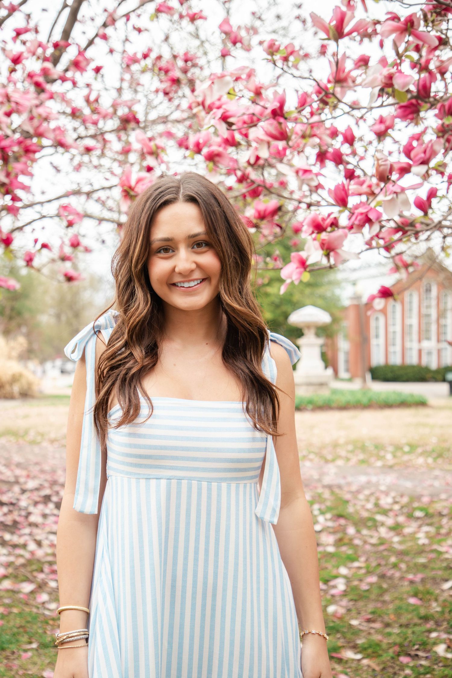 High school senior during her Spring 2026 St. Louis senior portraits at Tower Grove Park. Authentic senior photography by Faith’s Flicks.
