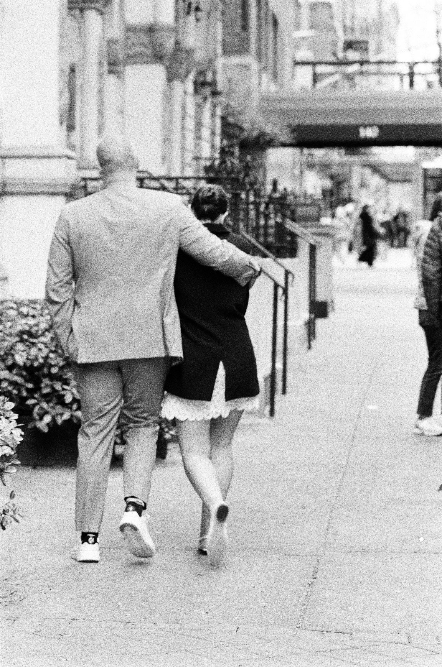 romantic elopment in central park shot oon 35mm film