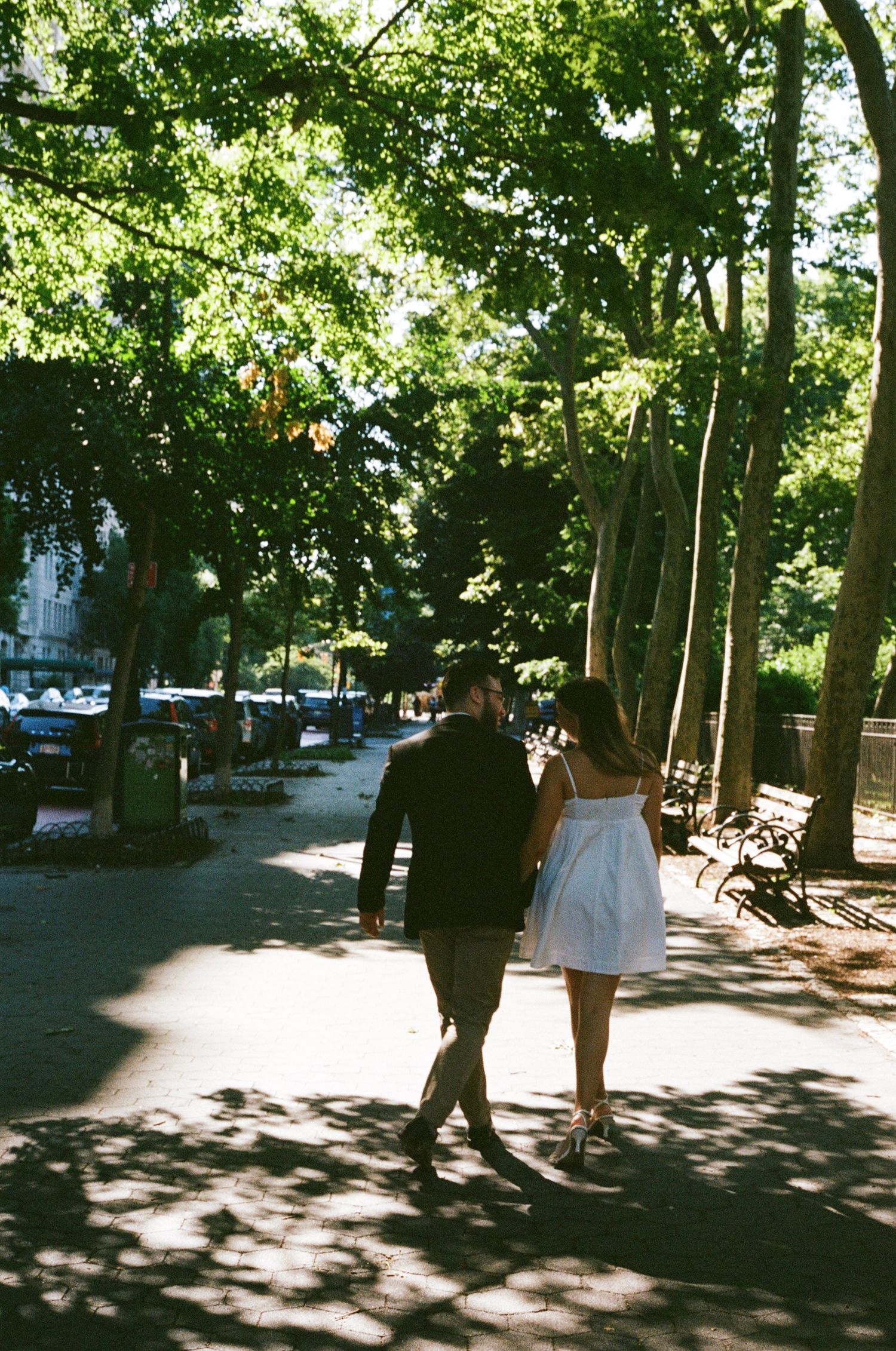 engagement photos 90s rom com style central park summer