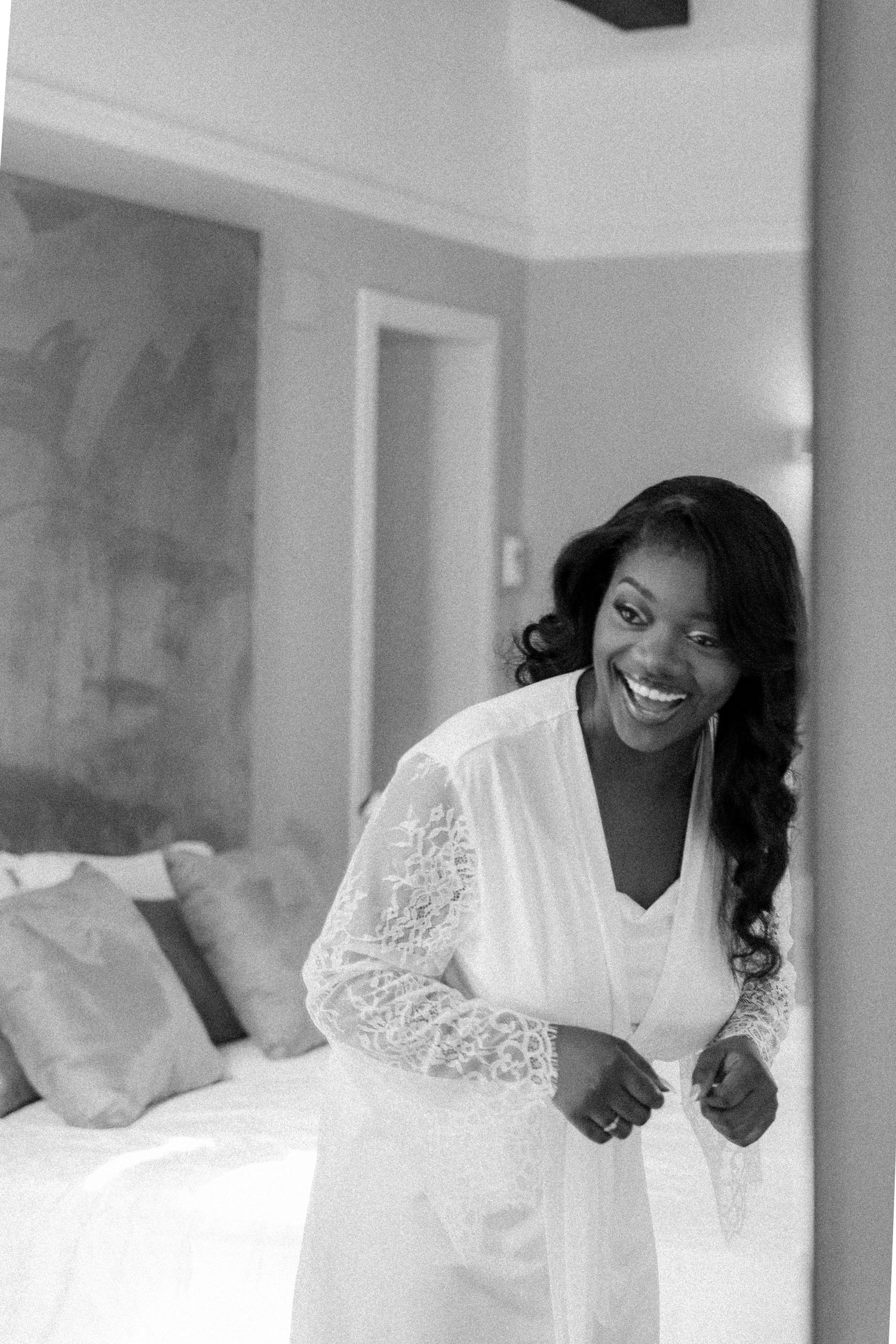 A sequence of five photos showing a bride in a white lace dress laughing and smiling in joyful moments.
