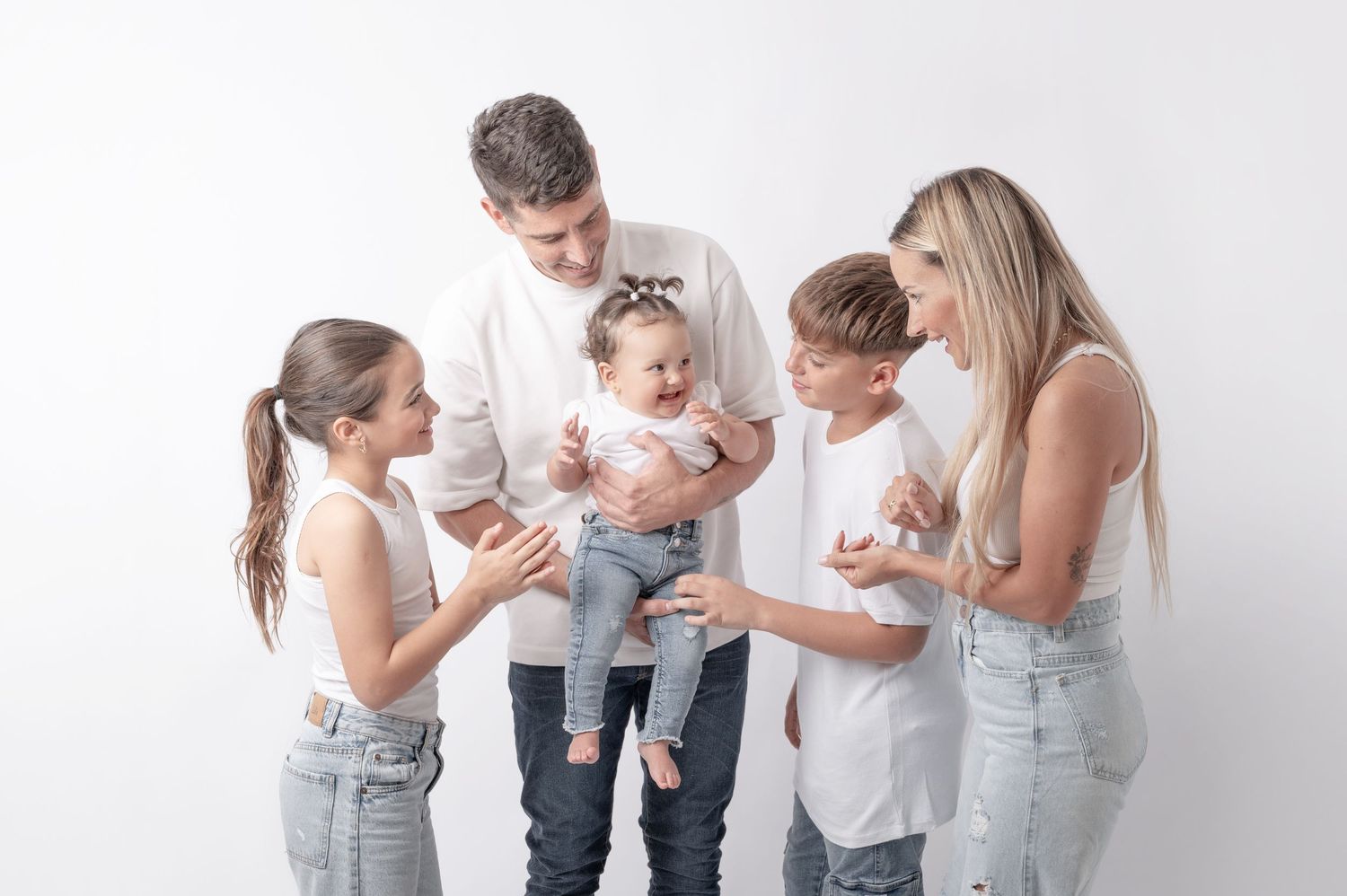 fotografia recien nacido bebe baby niños minimalista fotos sesión de fotos familiares mama maternidad papá argentina buenos aires almagro
