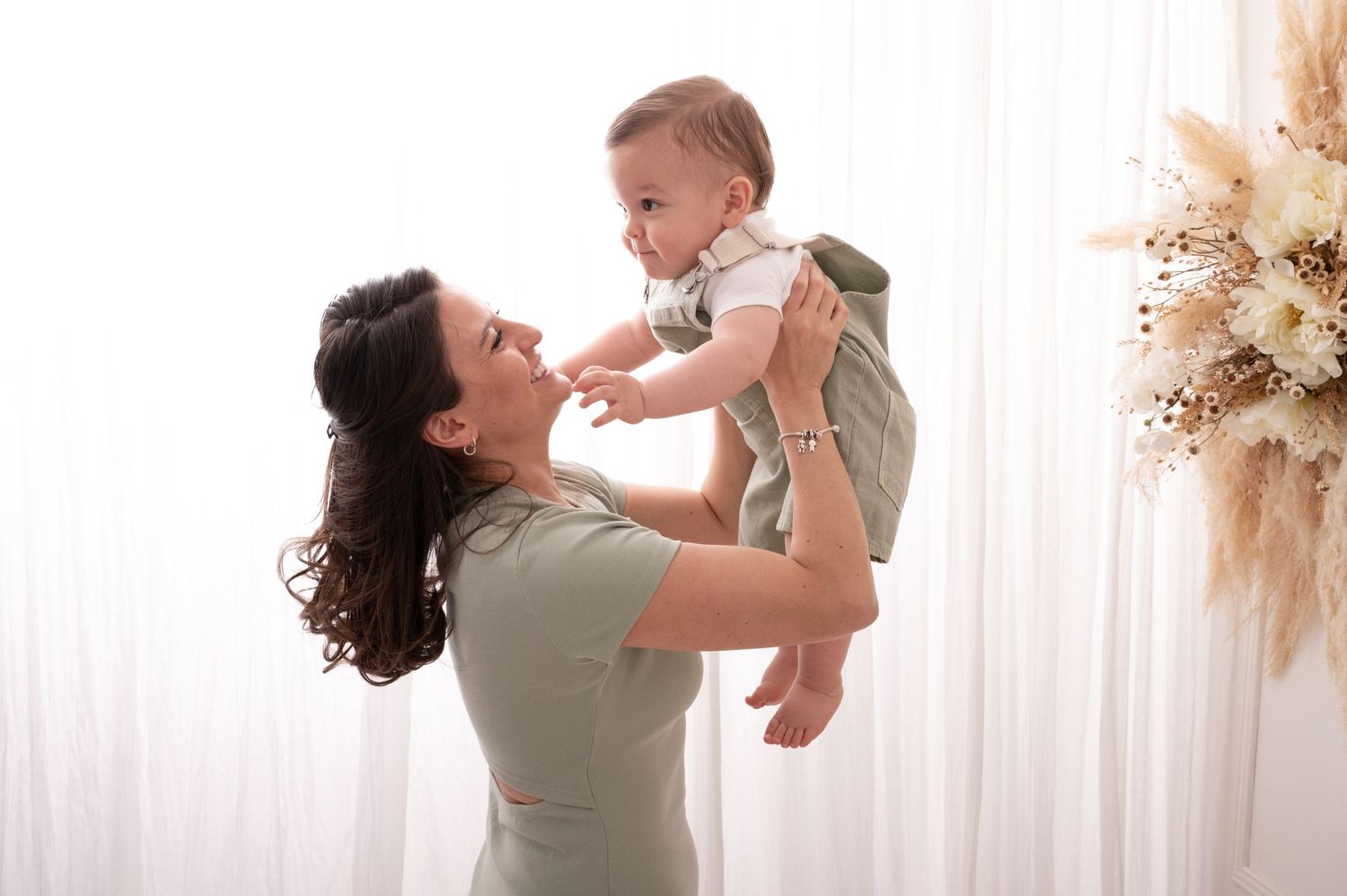 fotografia recien nacido bebe baby niños minimalista fotos sesión de fotos familiares mama maternidad papá argentina buenos aires almagro