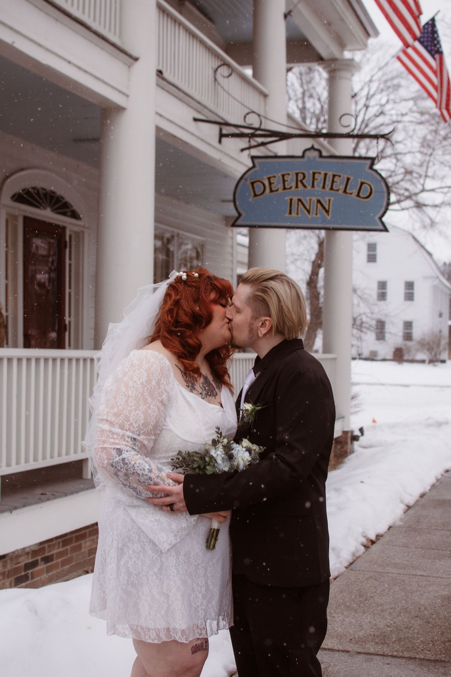 Plus size friendly wedding photographer based in Massachusetts