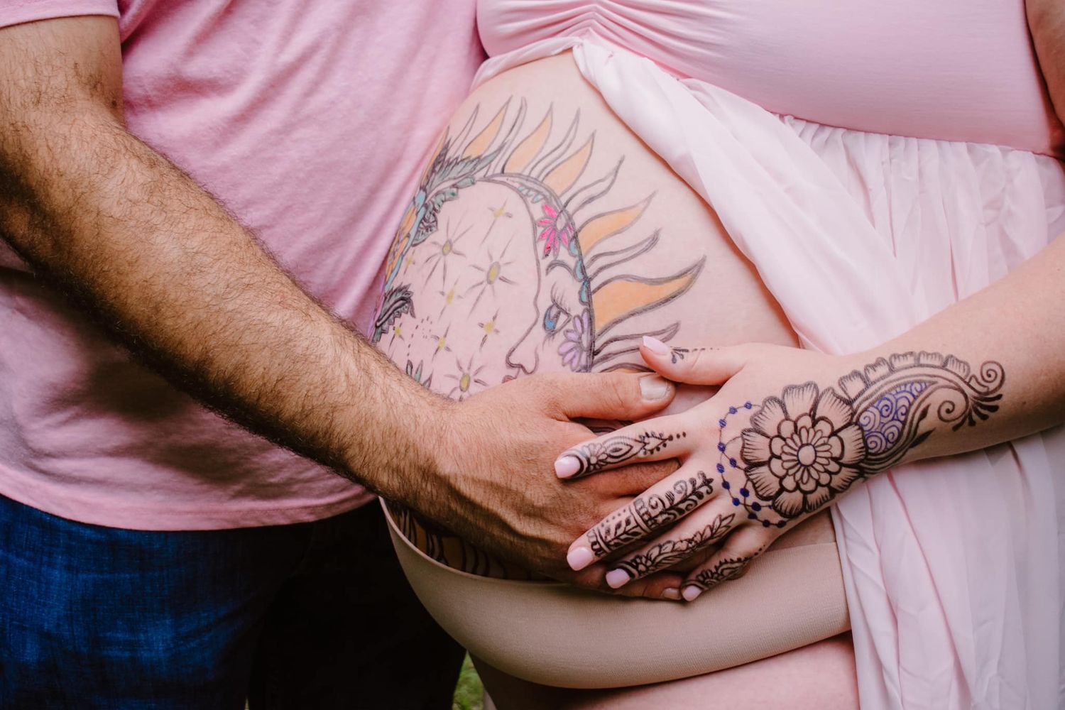 Maternity photographer in Massachusetts
