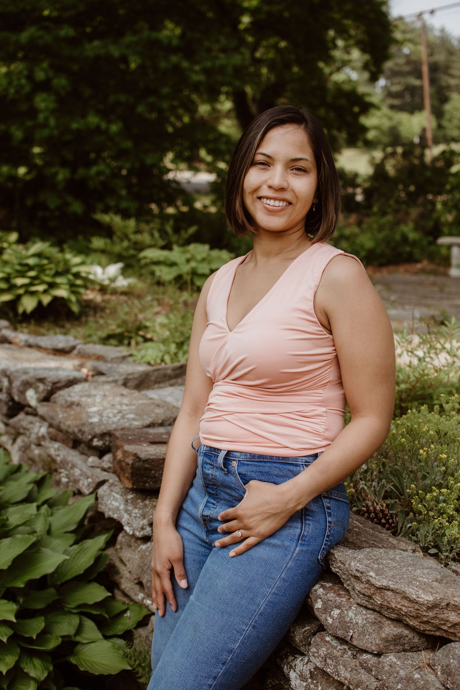 Massachusetts photography services for families, weddings portraits, headshots and pets photography traveling all over new england