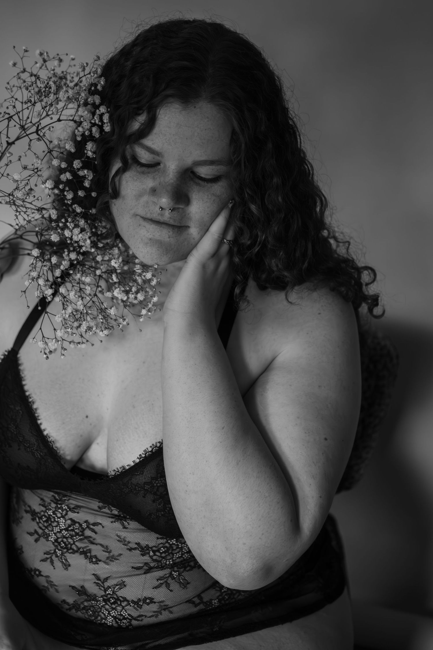 Body positive boudoir photographer in new england