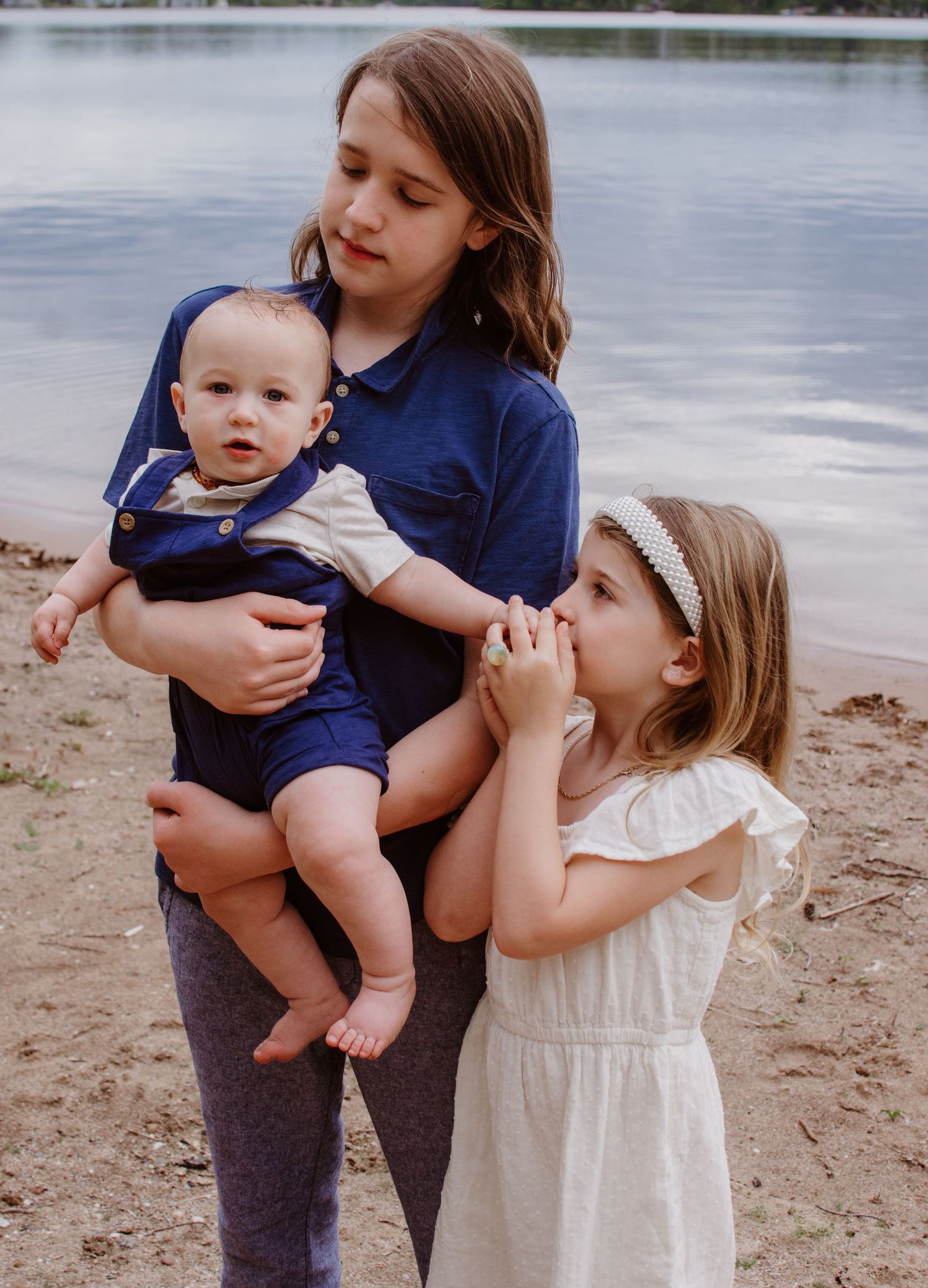 Massachusetts photography services for families, weddings portraits, headshots and pets photography traveling all over new england