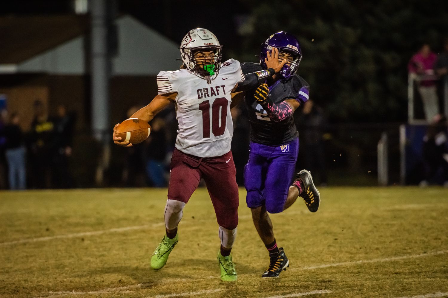 Senior QB Derrick Moore #10 of SDHS blocks Waynesboro tackle.
@addykaysports 2025.