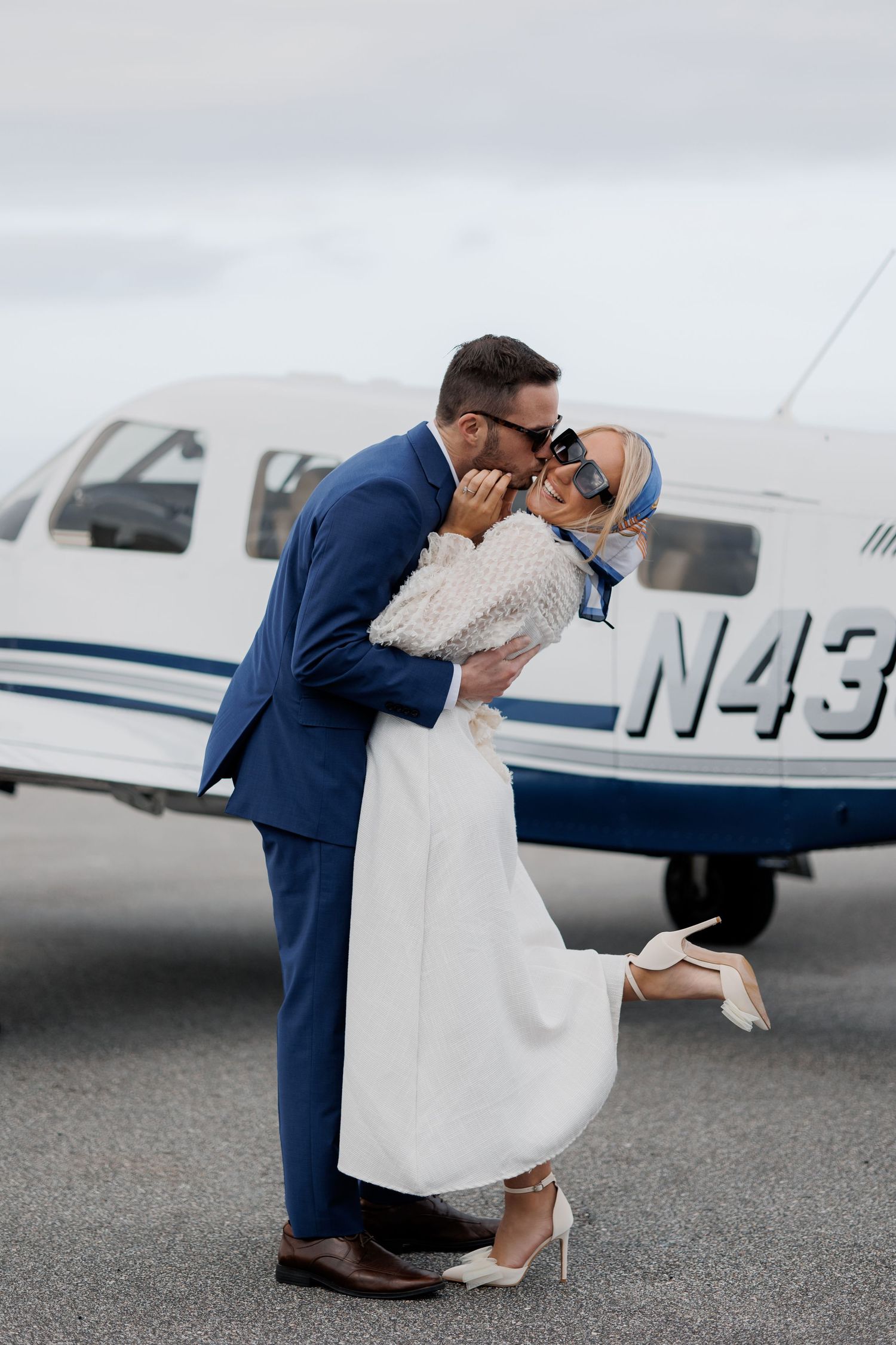 Nelly Photography: Timeless wedding and engagement photos in Jacksonville, FL. Capturing real moments and emotions of your unique love story