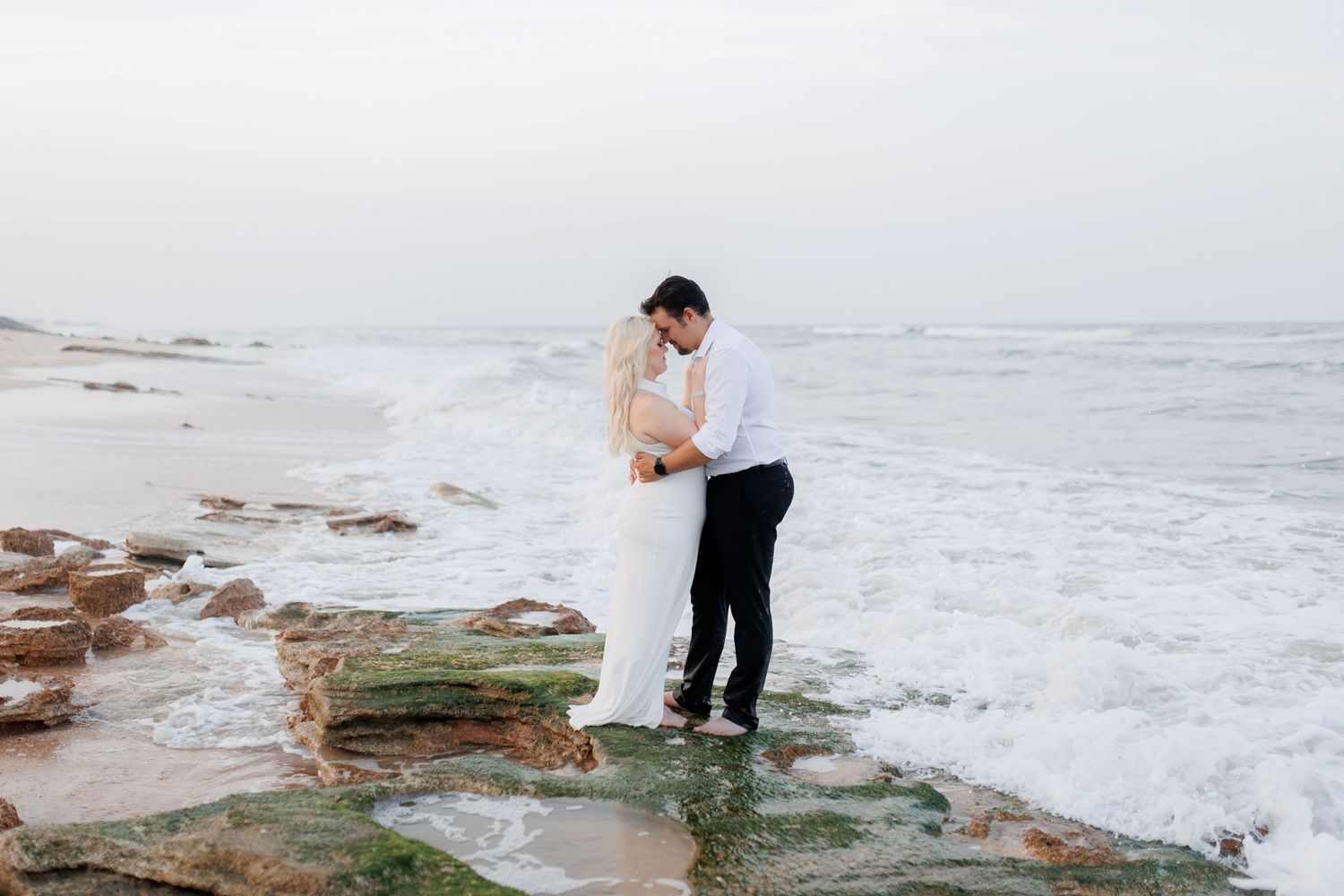 Nelly Photography: Timeless wedding and engagement photos in Jacksonville, FL. Capturing real moments and emotions of your unique love story