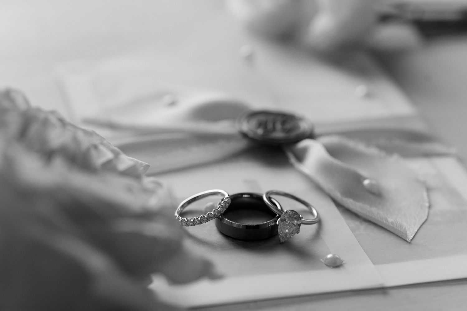 Nelly Photography: Timeless wedding and engagement photos in Jacksonville, FL. Capturing real moments and emotions of your unique love story