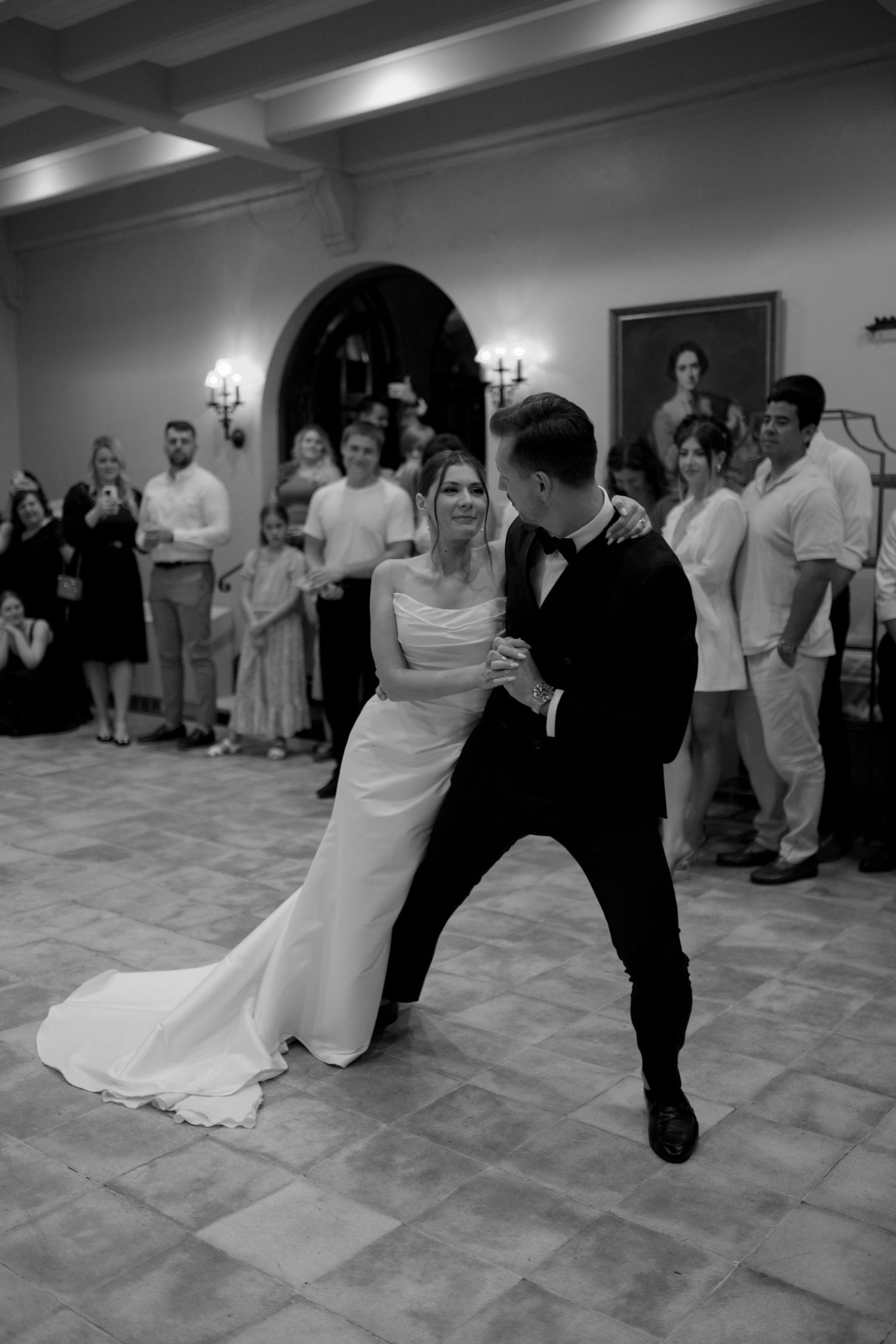 Nelly Photography: Timeless wedding and engagement photos in Jacksonville, FL. Capturing real moments and emotions of your unique love story