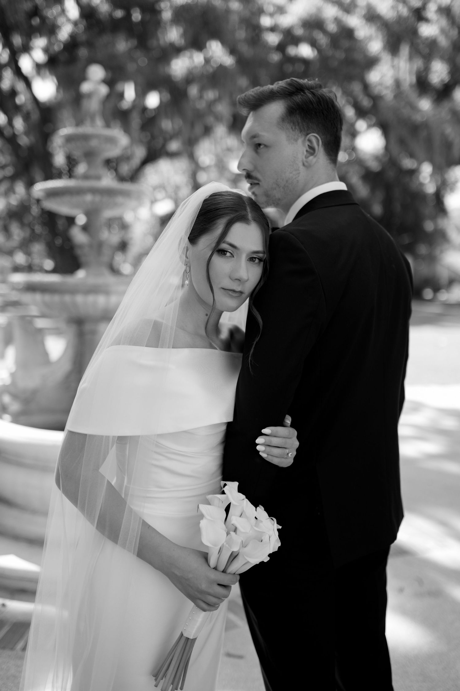 Nelly Photography: Timeless wedding and engagement photos in Jacksonville, FL. Capturing real moments and emotions of your unique love story