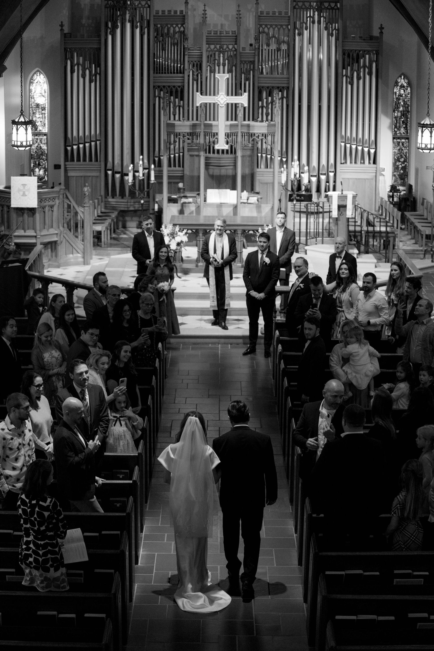 Nelly Photography: Timeless wedding and engagement photos in Jacksonville, FL. Capturing real moments and emotions of your unique love story