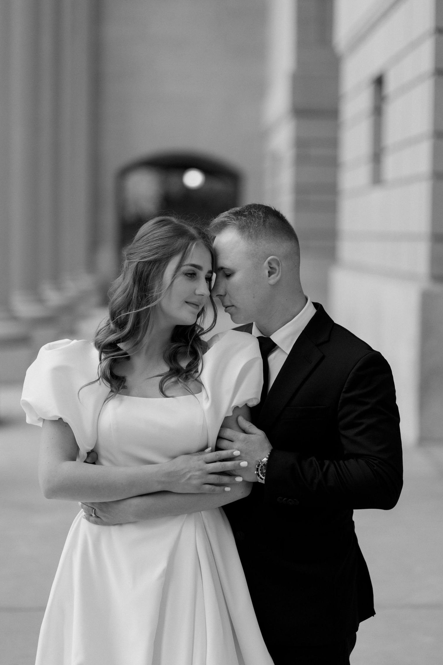 Nelly Photography: Timeless wedding and engagement photos in Jacksonville, FL. Capturing real moments and emotions of your unique love story