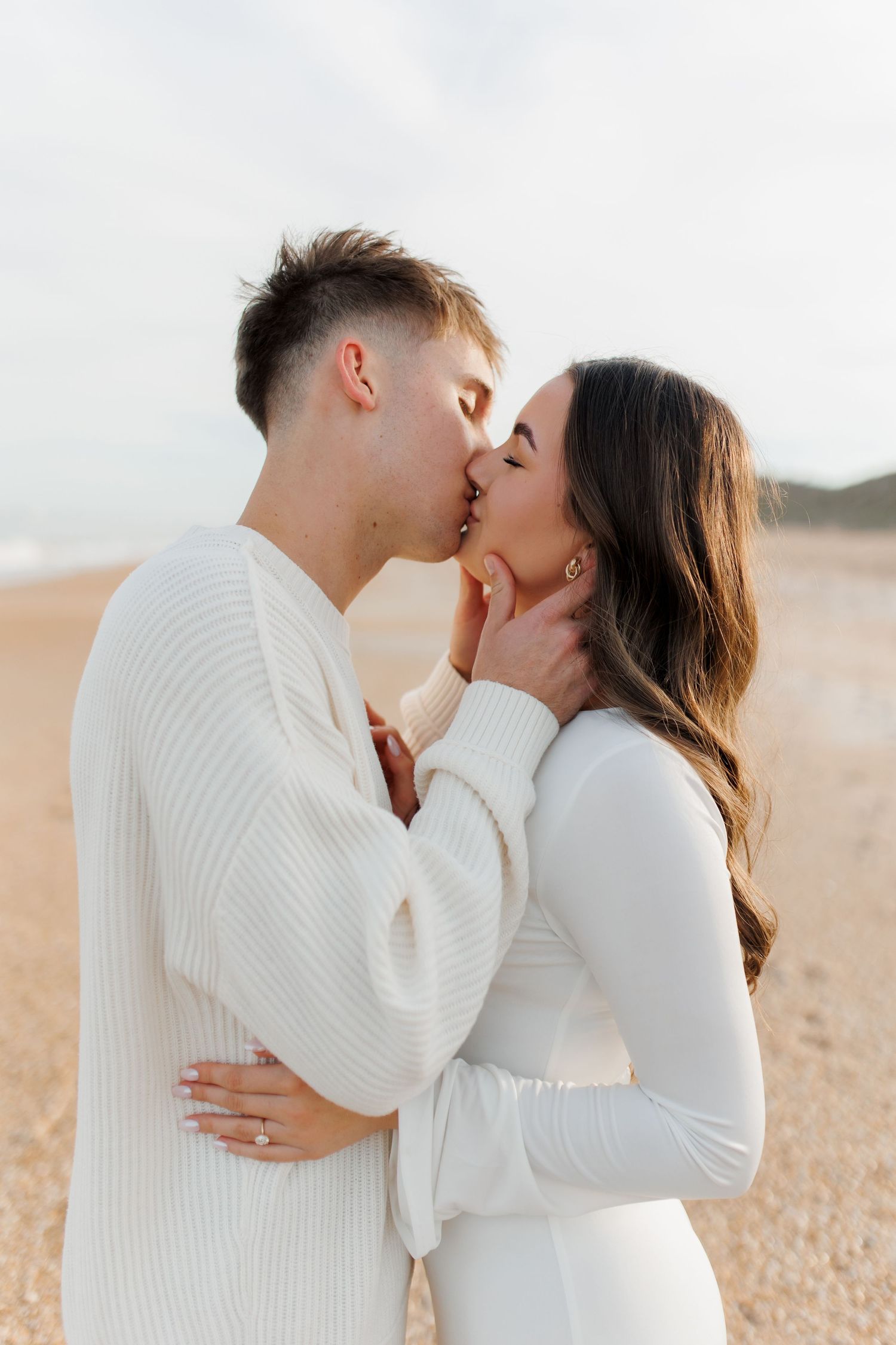 Nelly Photography: Timeless wedding and engagement photos in Jacksonville, FL. Capturing real moments and emotions of your unique love story