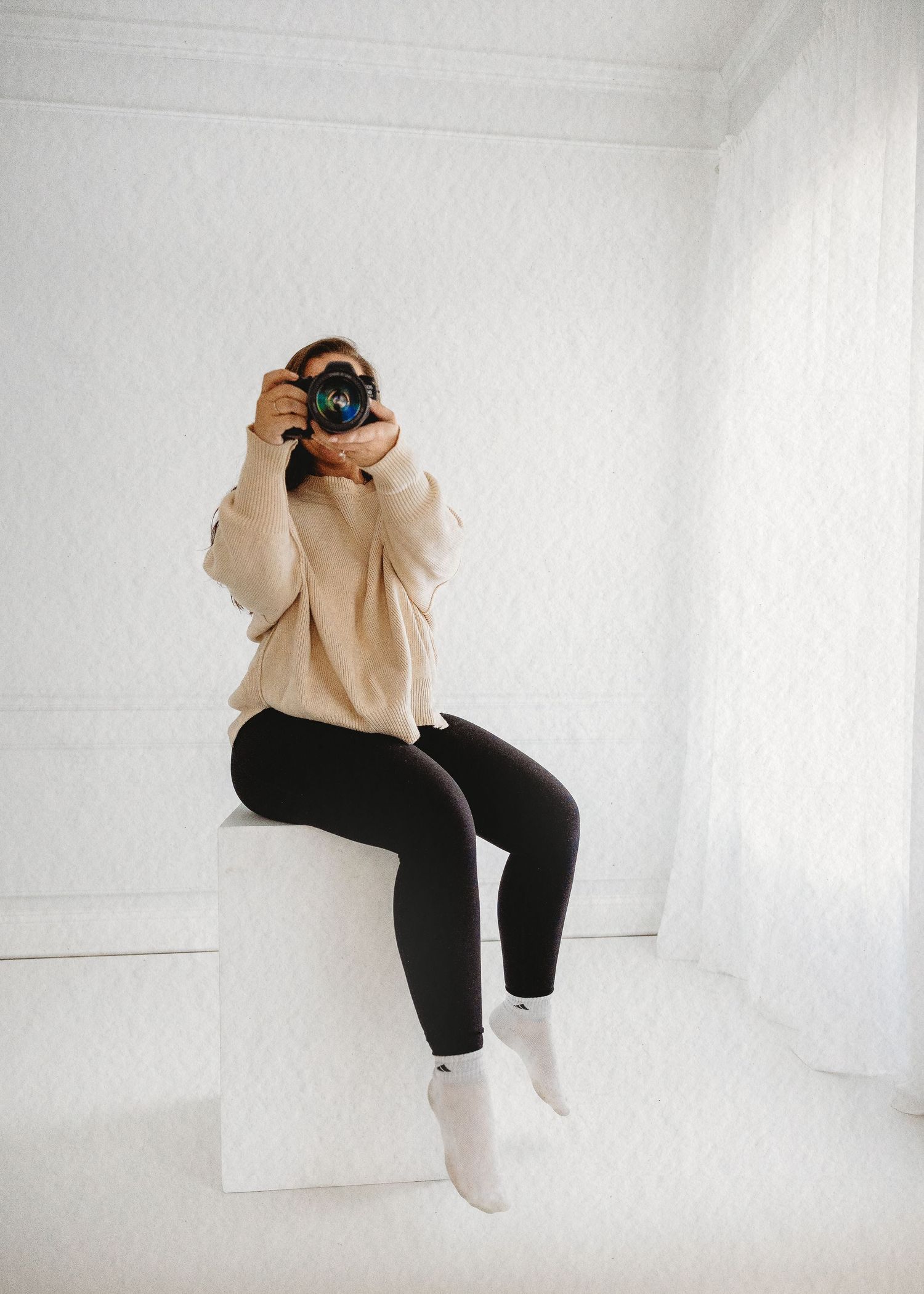 white room photography studio