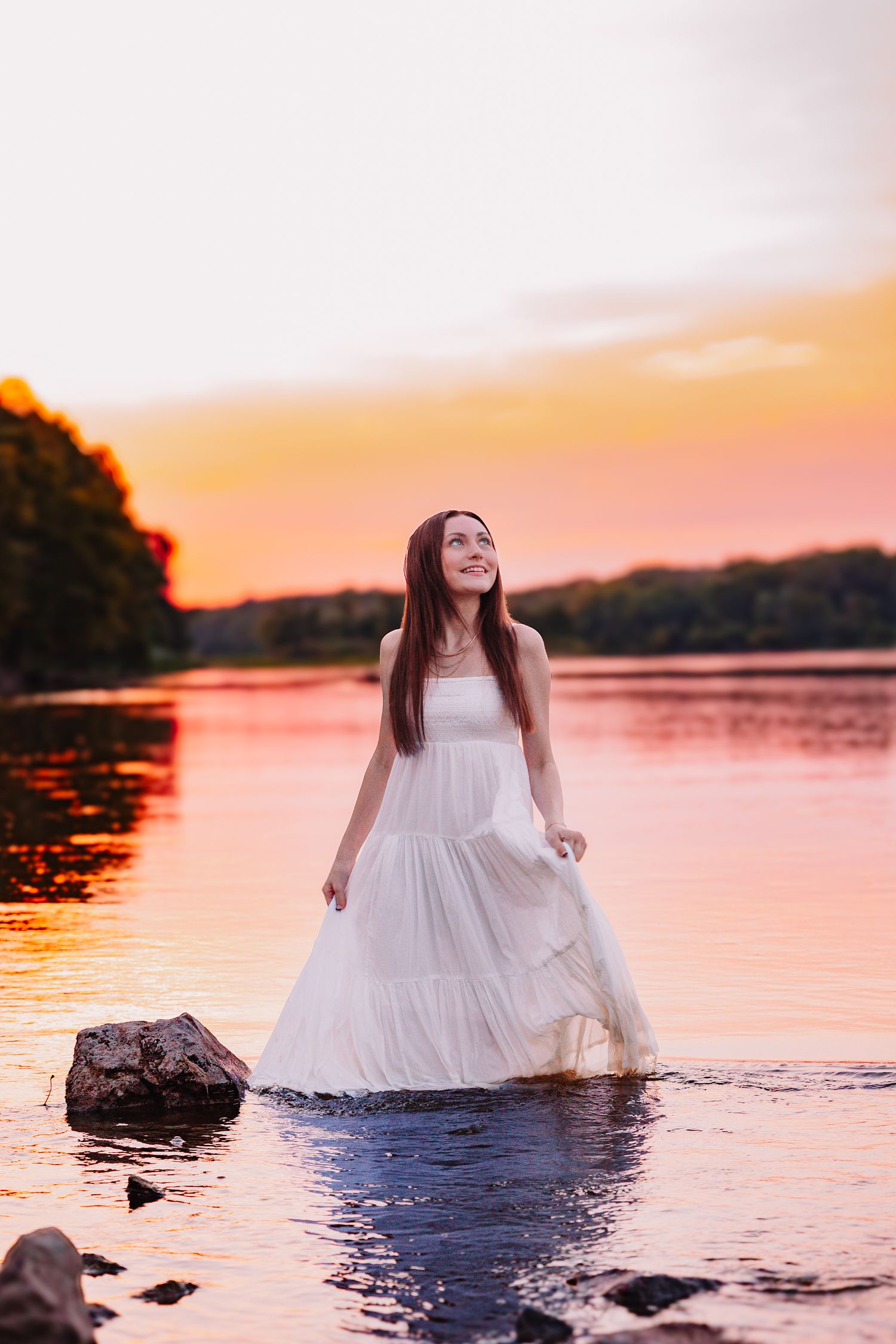 Senior Photos girl Kaw Valley State Park Topeka KS Kansas