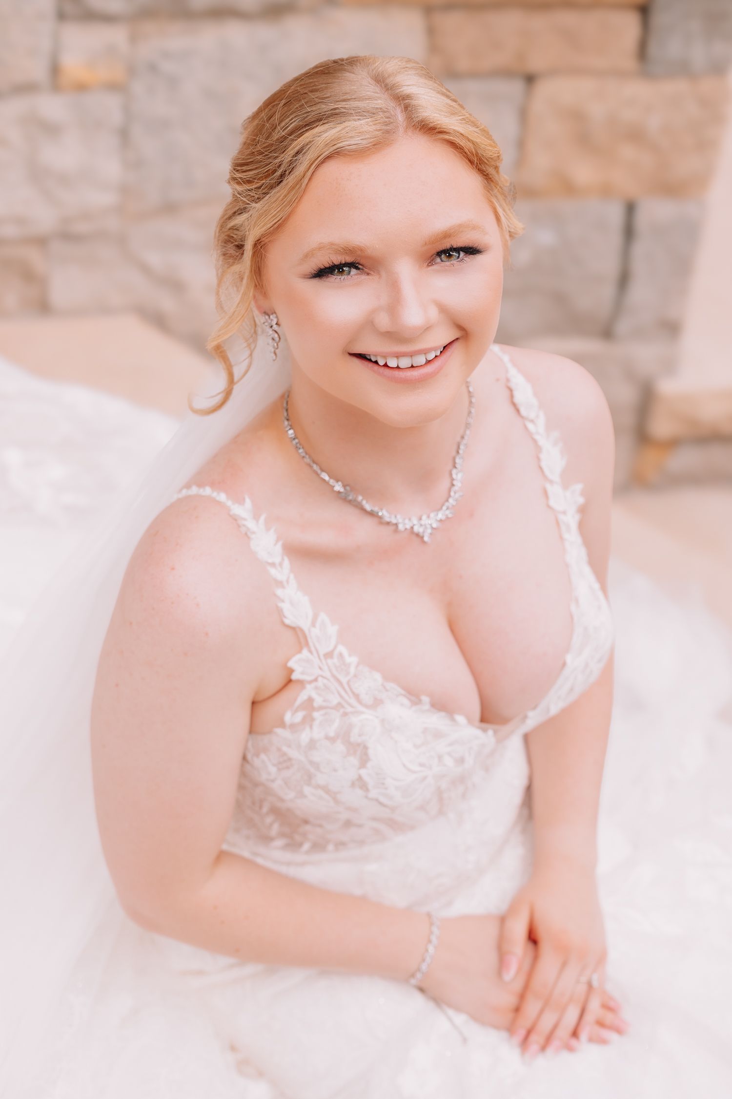 Wedding Photo at the Brownstone. Bridal Portraits. Topeka, KS.