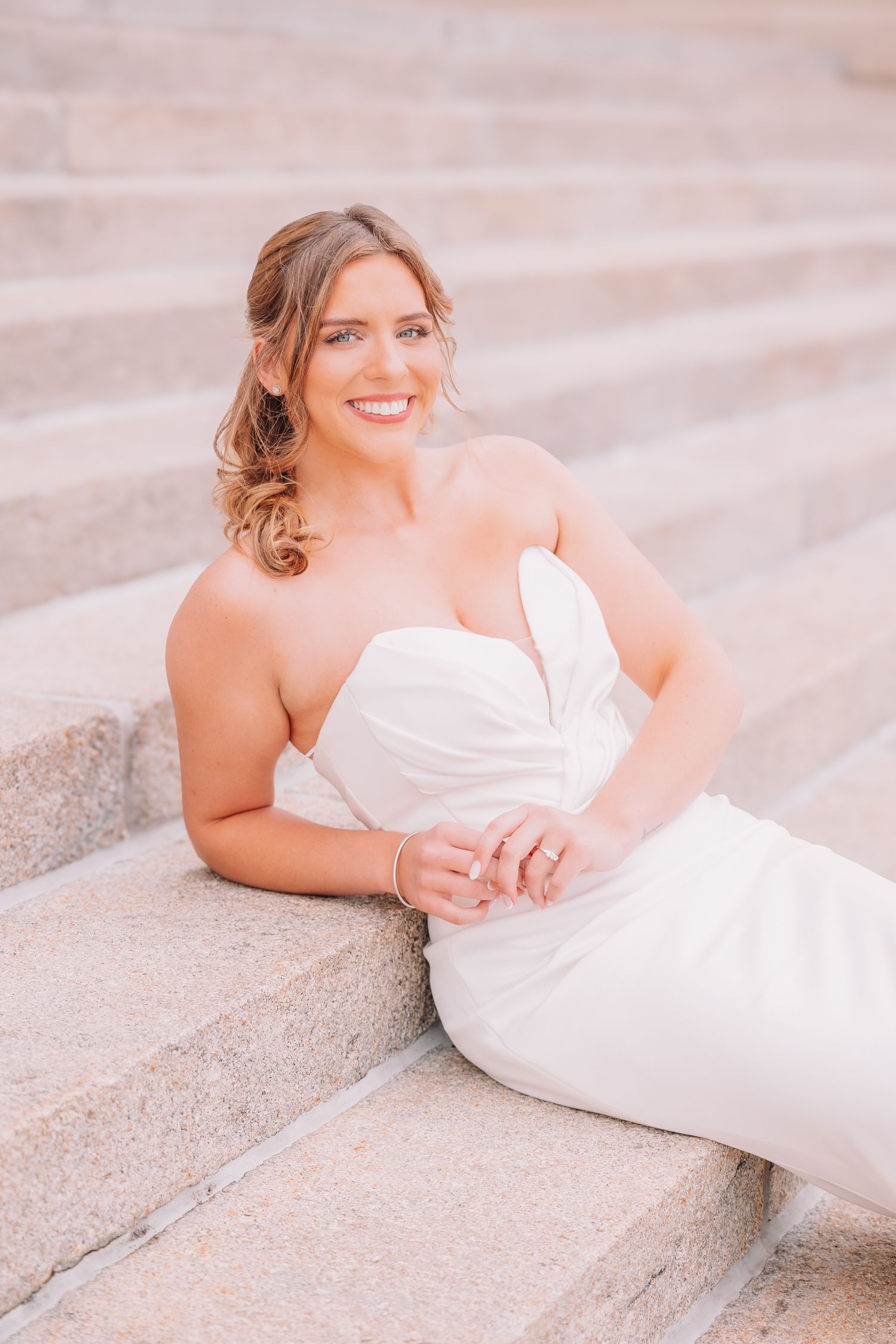 Wedding Photo at the Topeka Capitol Building. Bridal Portraits. Topeka, KS.