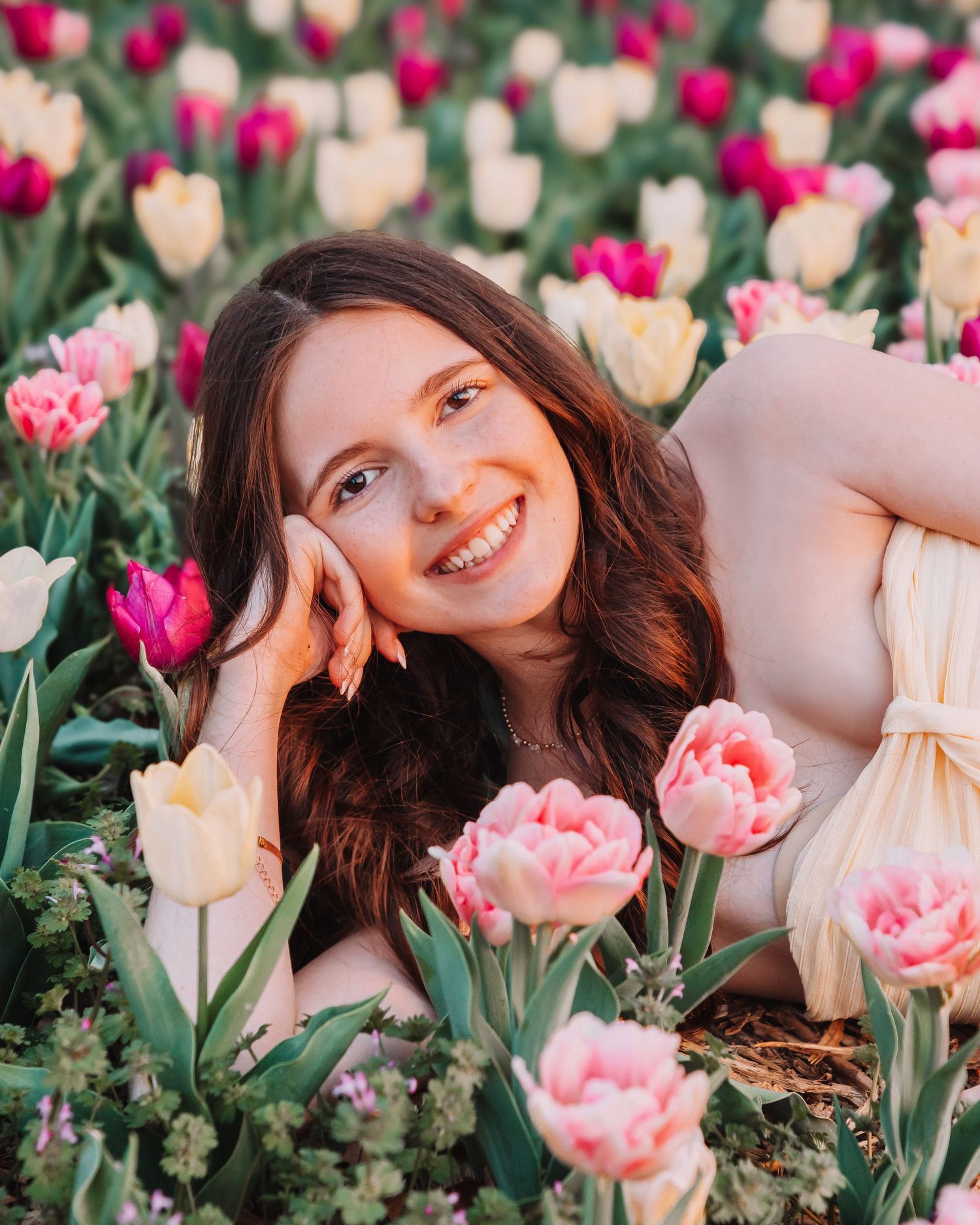 Ted Ensley Gardens Tulip Festival Topeka KS Kanas Senior photos girl