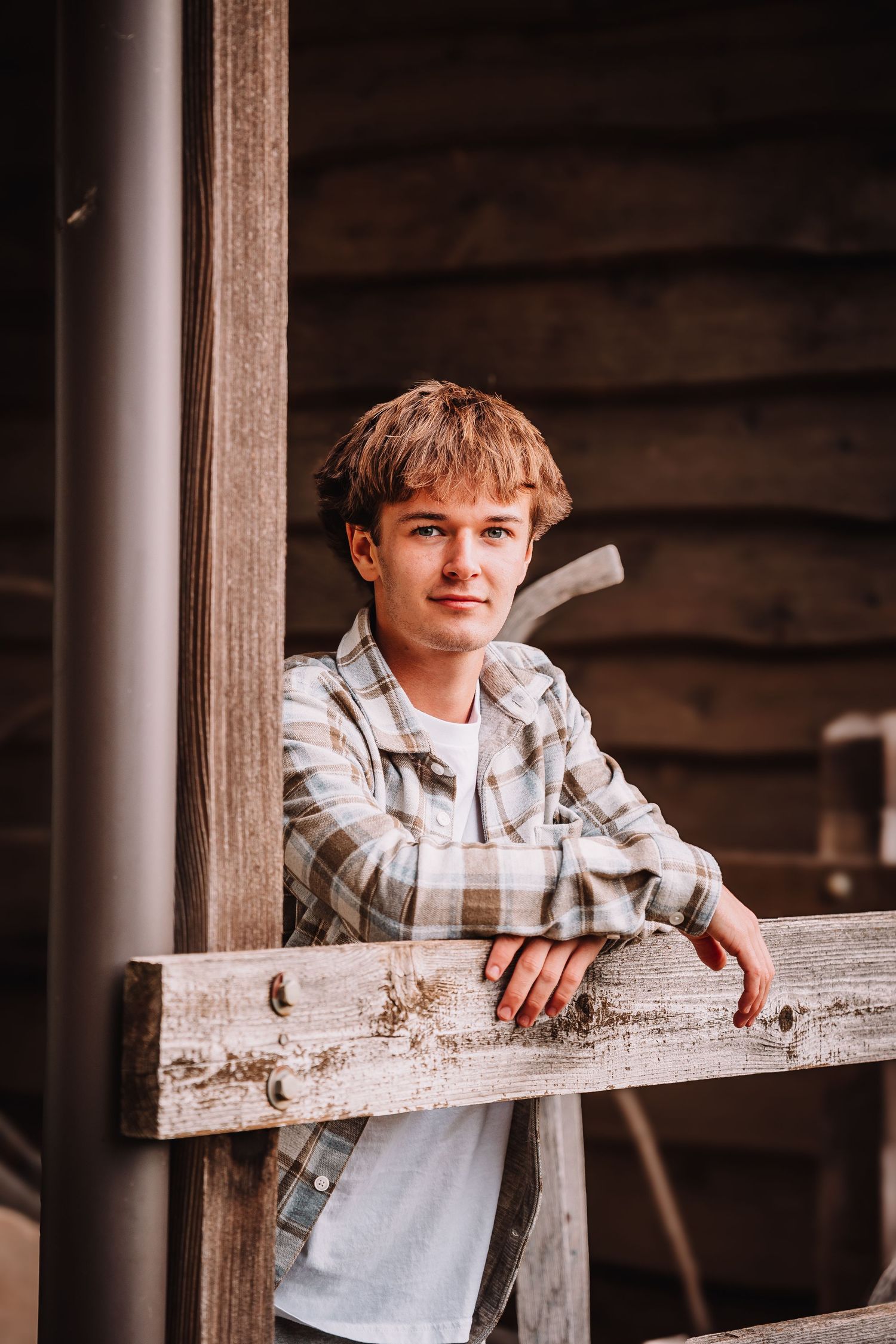 Senior Photo boy Ward Meade Fall