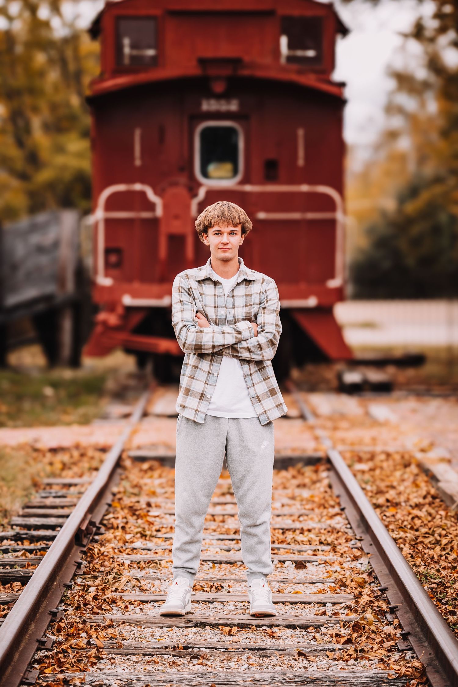 Senior Photo boy Ward Meade Fall
