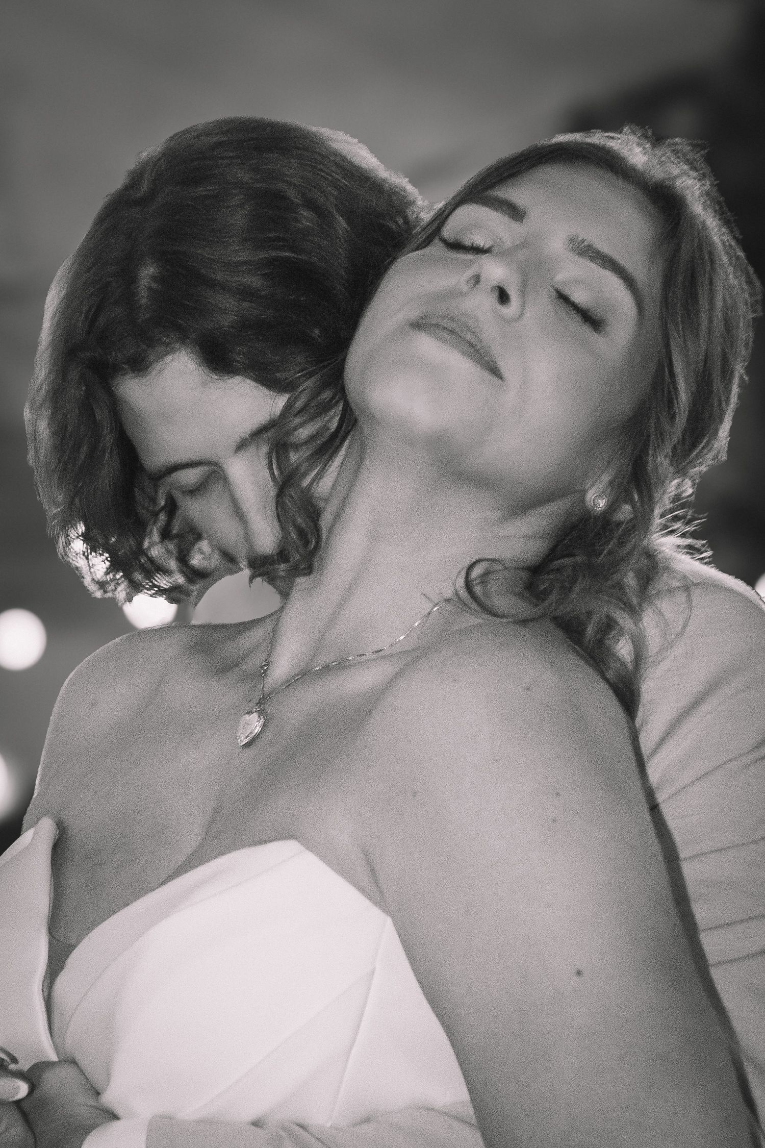 Romantic Wedding Photos - Bride and Groom, Topeka, KS