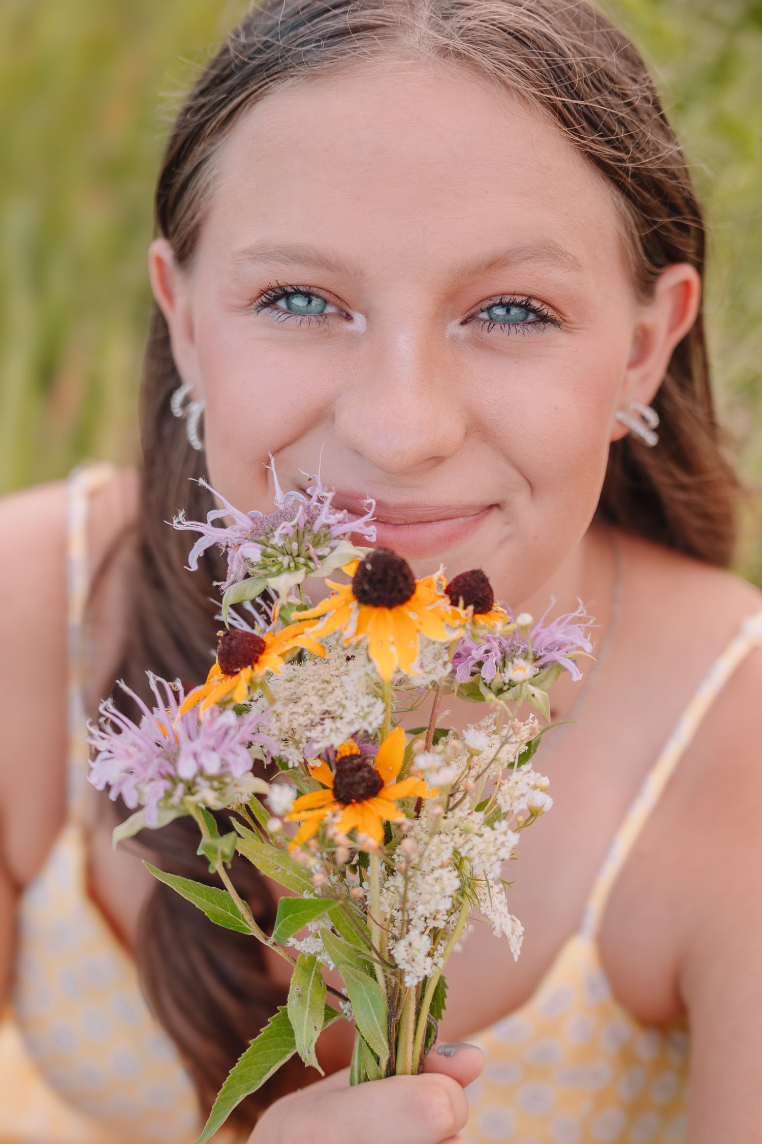 Cedar Crest Senior Photos Girl Topeka KS Kansas