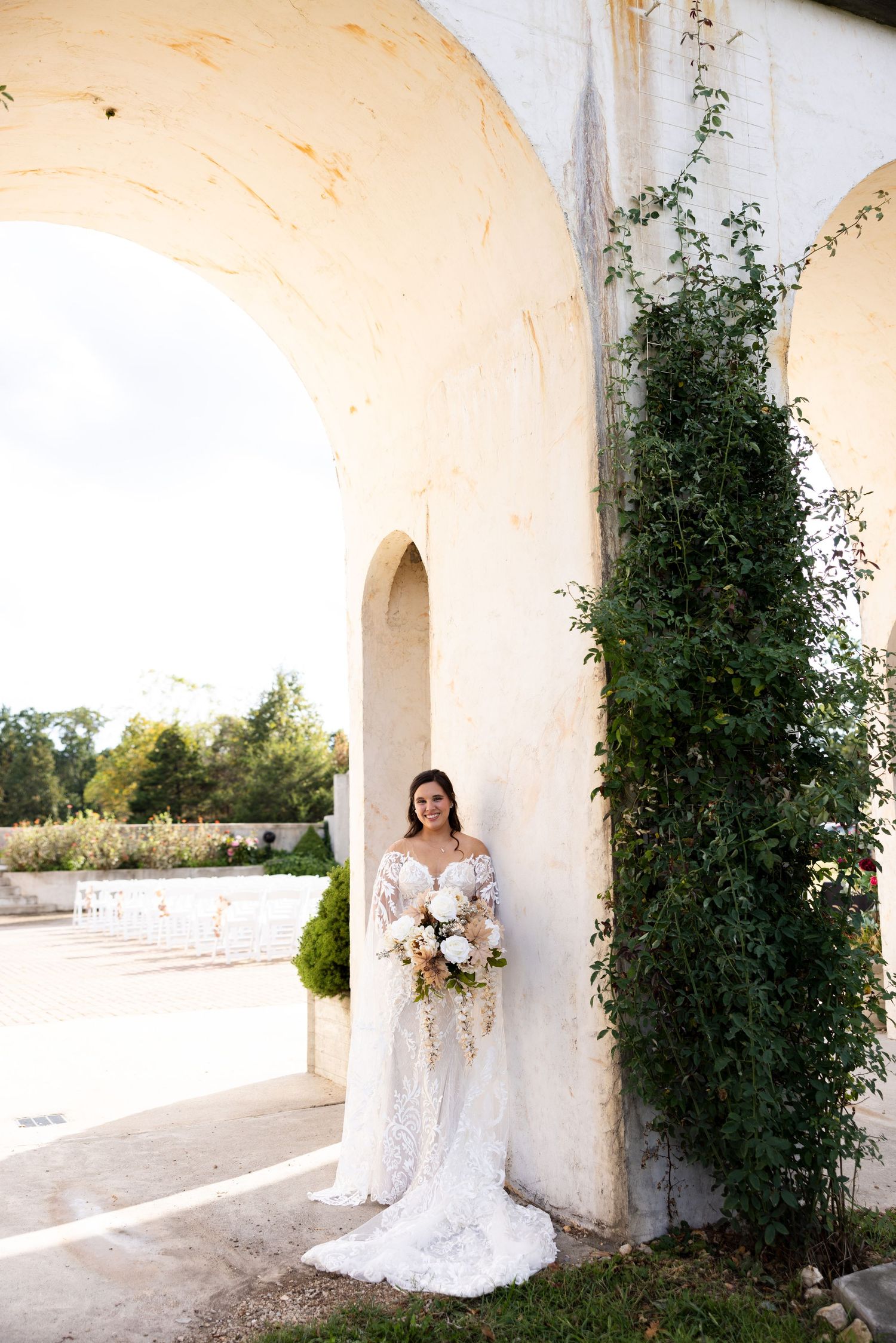 Bridal portrait based in Springfield, Missouri.