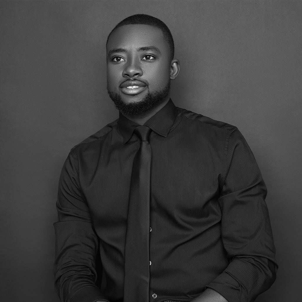 Beautiful, professional portraits capturing the personality and style of each individual. Perfect for personal branding, creative project.