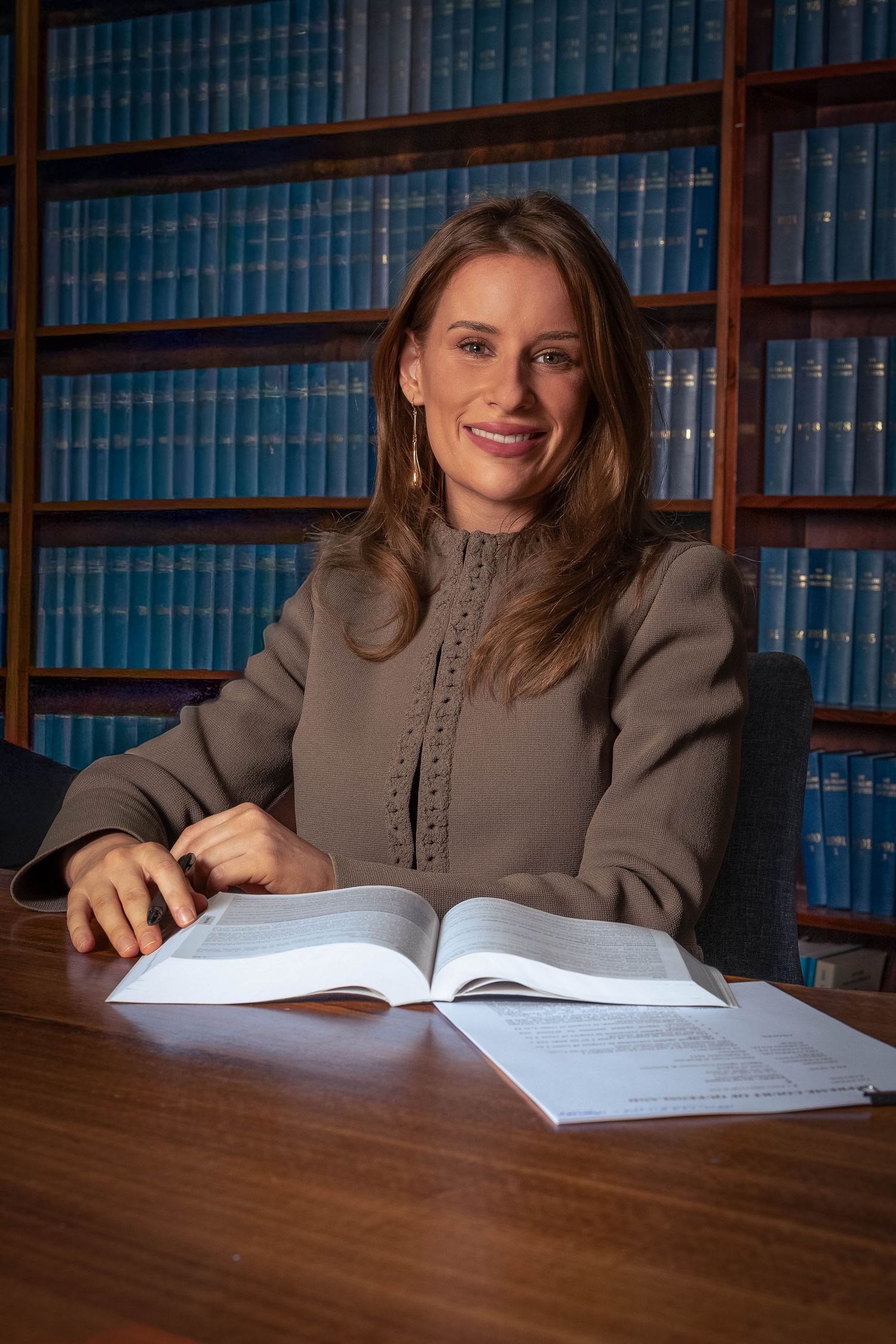 Business Branding headshot. The Tone Curve Cairns copyright
