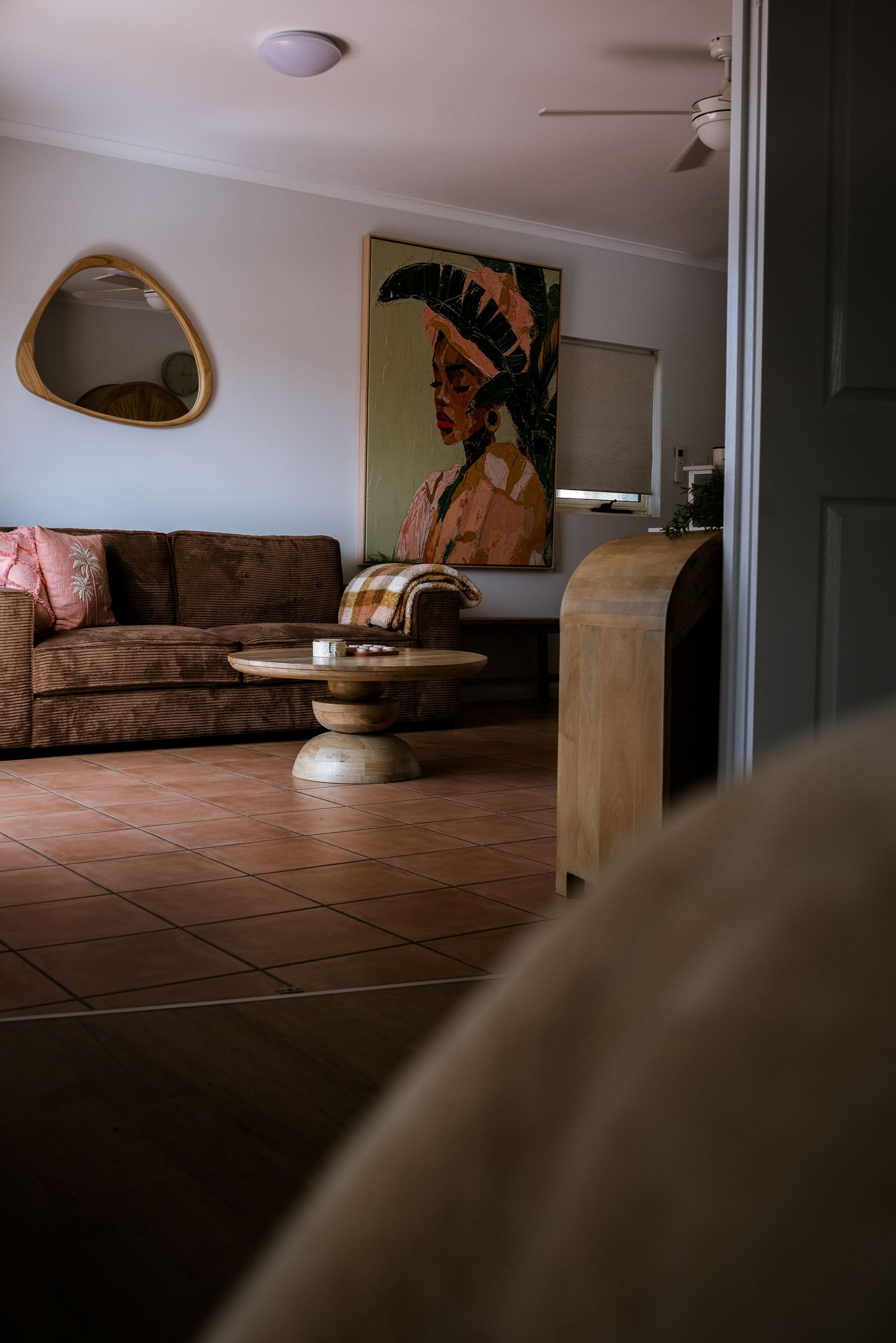 Air bnb Cairns, Interior design © 2025 Jenna Hennessy / The Tone Curve