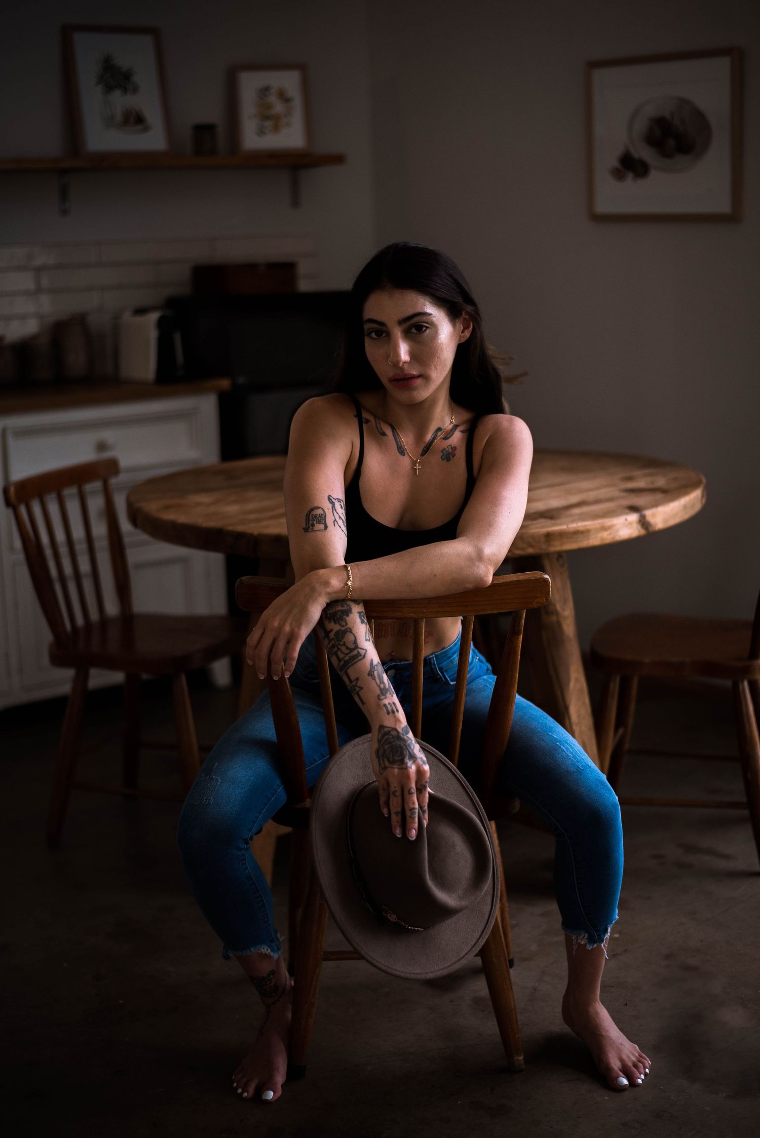 Model, portrait, lifestyle
© 2025 Jenna Hennessy / The Tone Curve