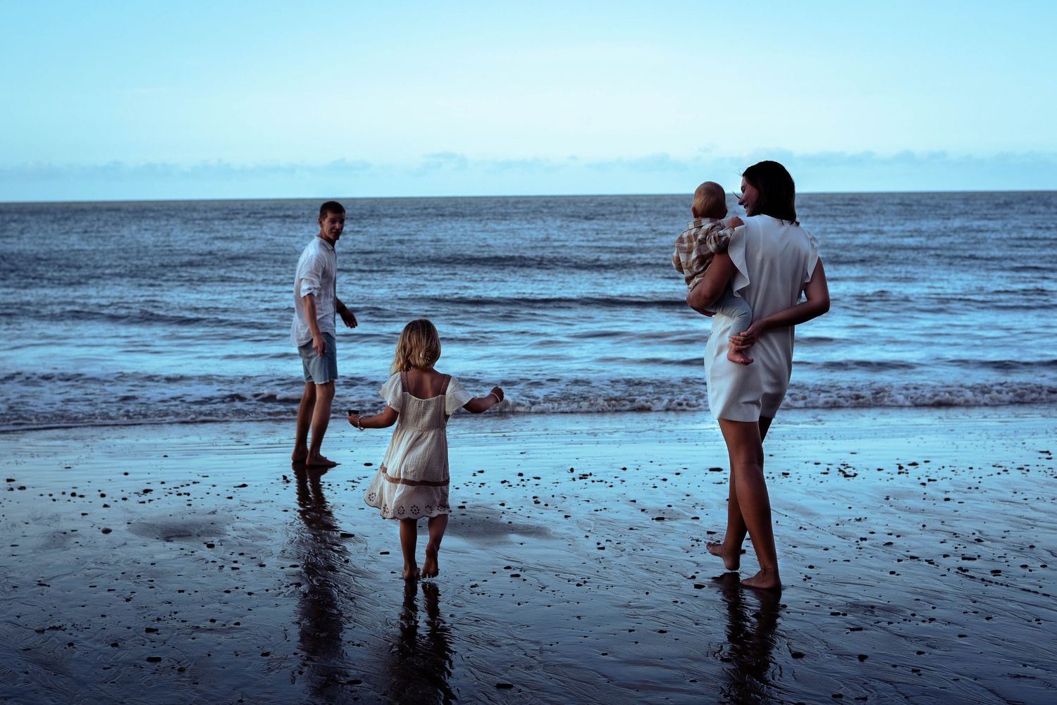 Family photos by the beach, The Tone Curve Cairns copyright