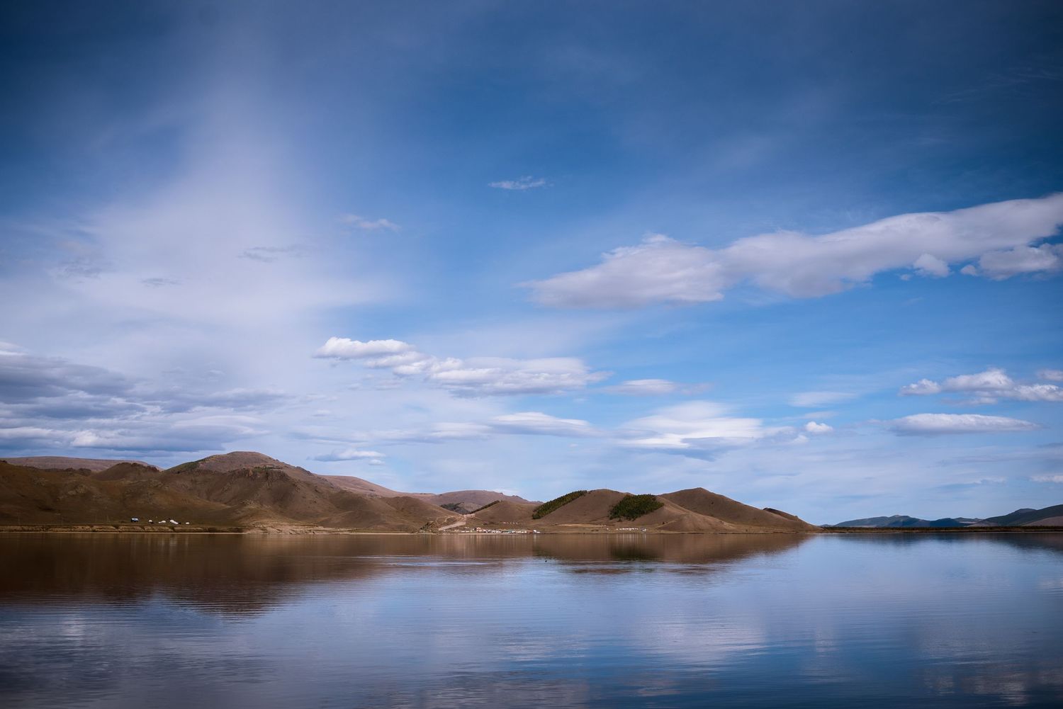 Great White Lake, Terkhiin Tsagaan, Mongolia © 2024 Jenna Hennessy / The Tone Curve