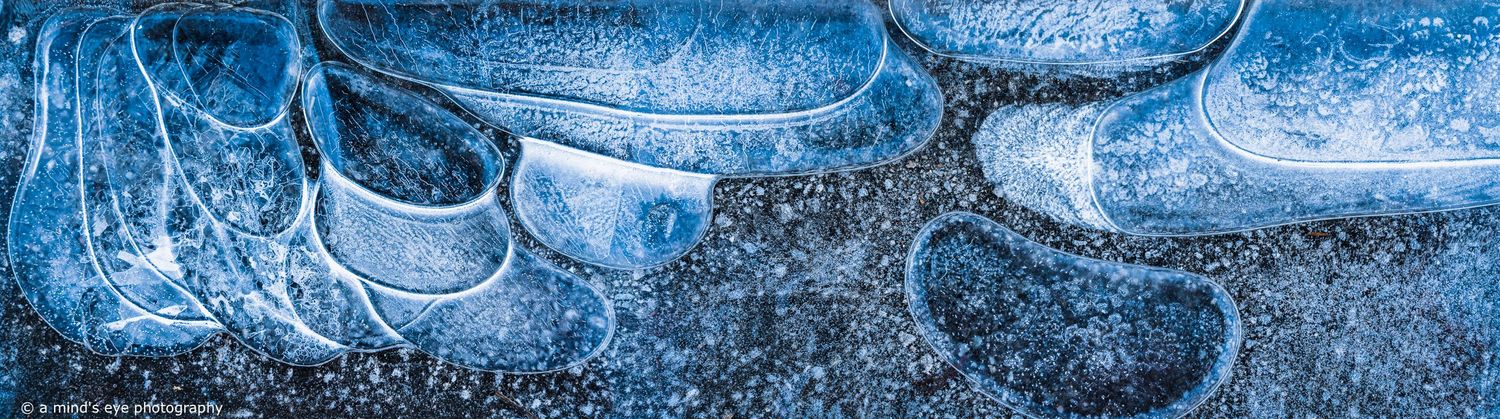 colour photo, frozen water, ice, trapped air, nature, abstract image, graphical photograph, winter, panorama
