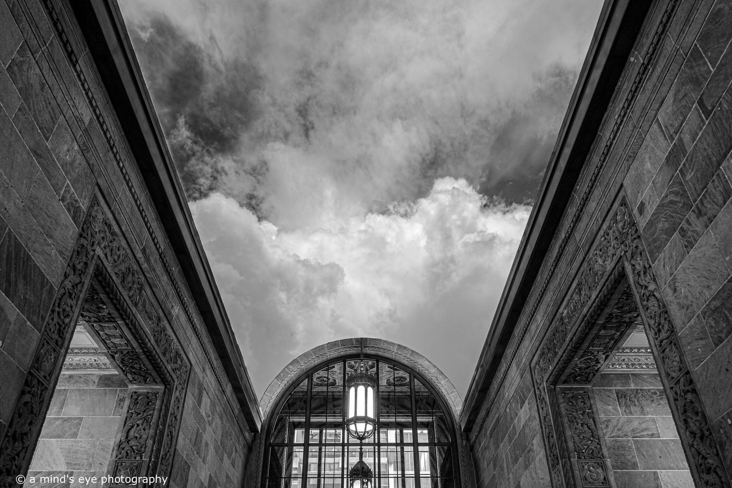 B&W photo, image, architectural photo, building, graphical image, pattern, light, shadows, texture, details, abstract