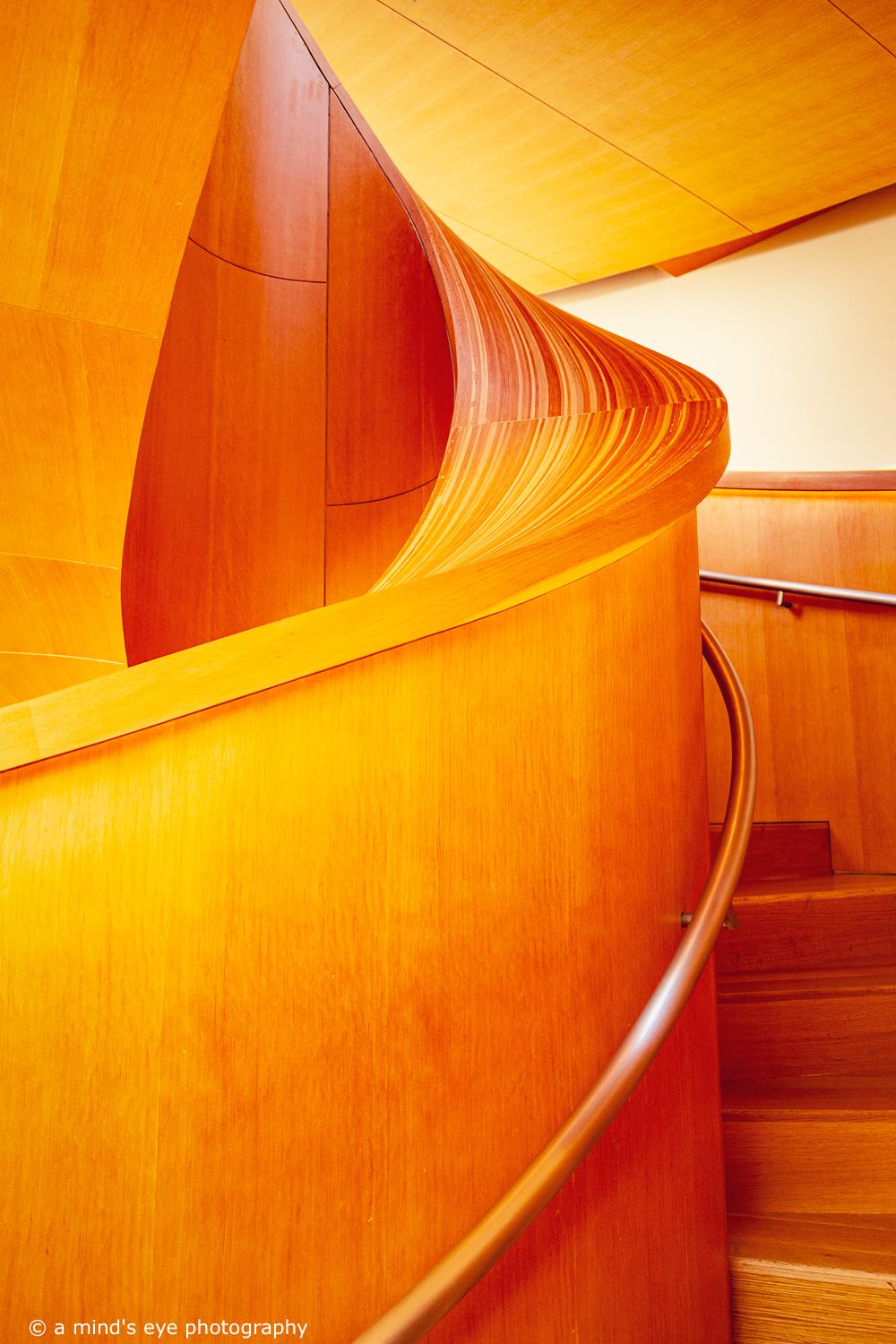 colour photo, image, architectural photo, building, graphical image, pattern, light, shadows, texture, details, abstract