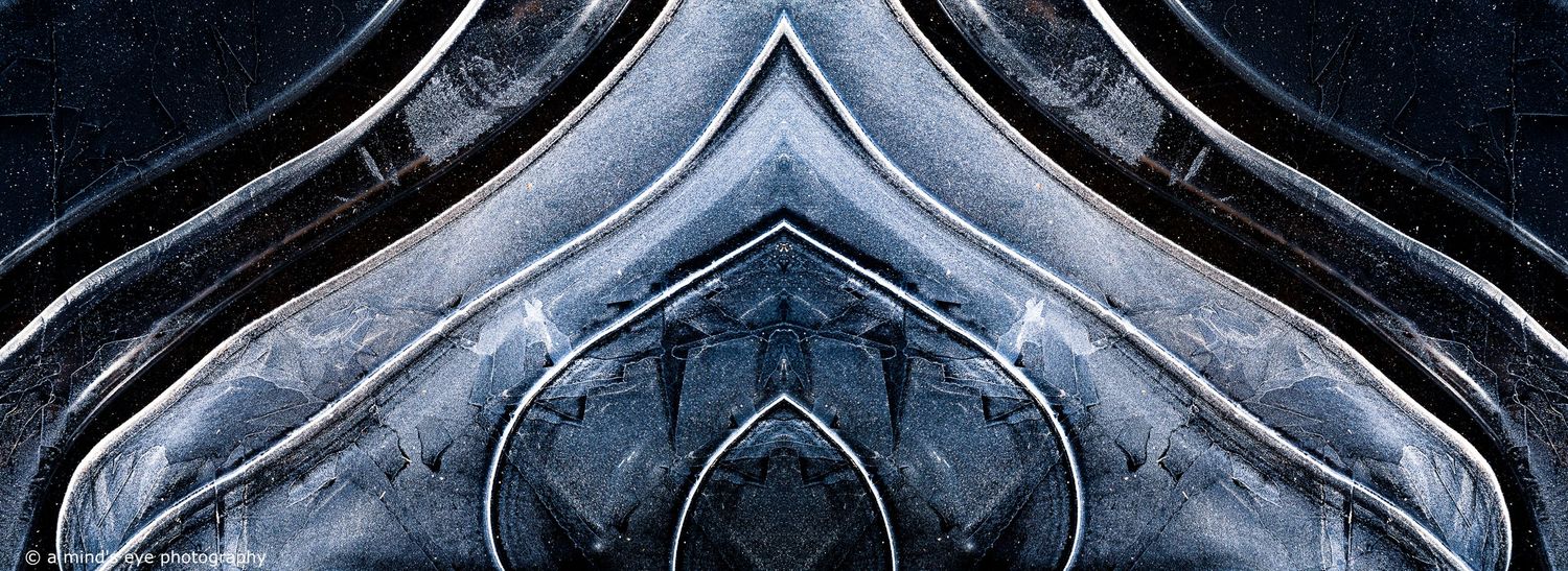 colour photo, frozen water, ice, trapped air, nature, abstract image, graphical photograph, winter, symmetry