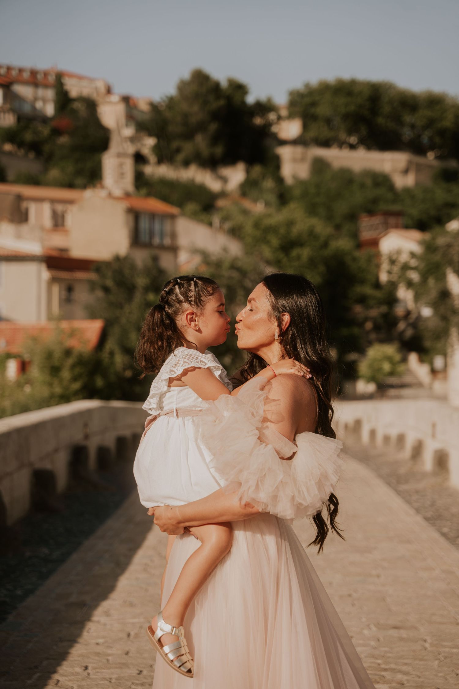 Séance famille, maman enfant, maman fille, robe de mariée, robe de soirée, robe demoiselle d'honneur