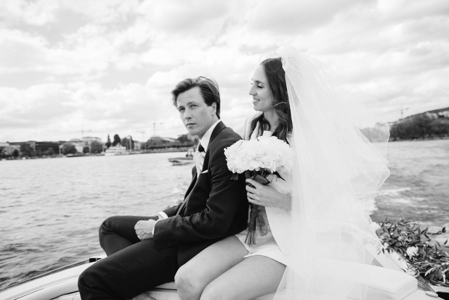 bride and groom lake zurich chic civil wedding