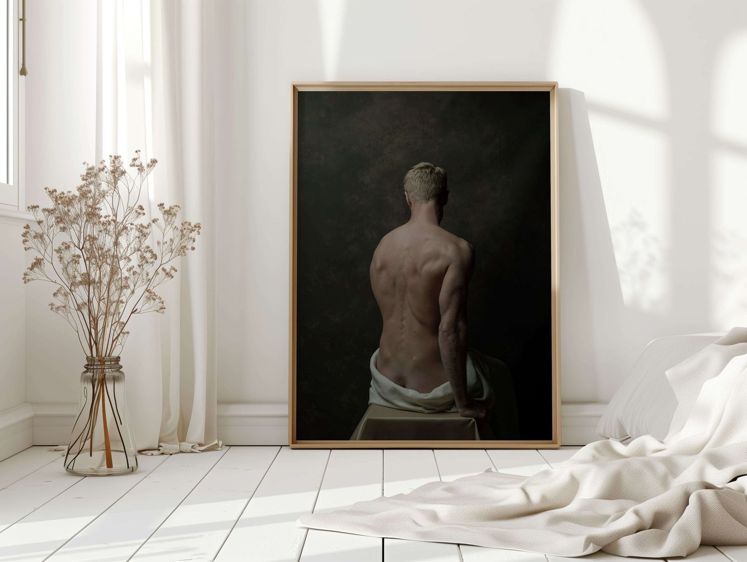 Fine-art portret gespierde man in grote houten lijst