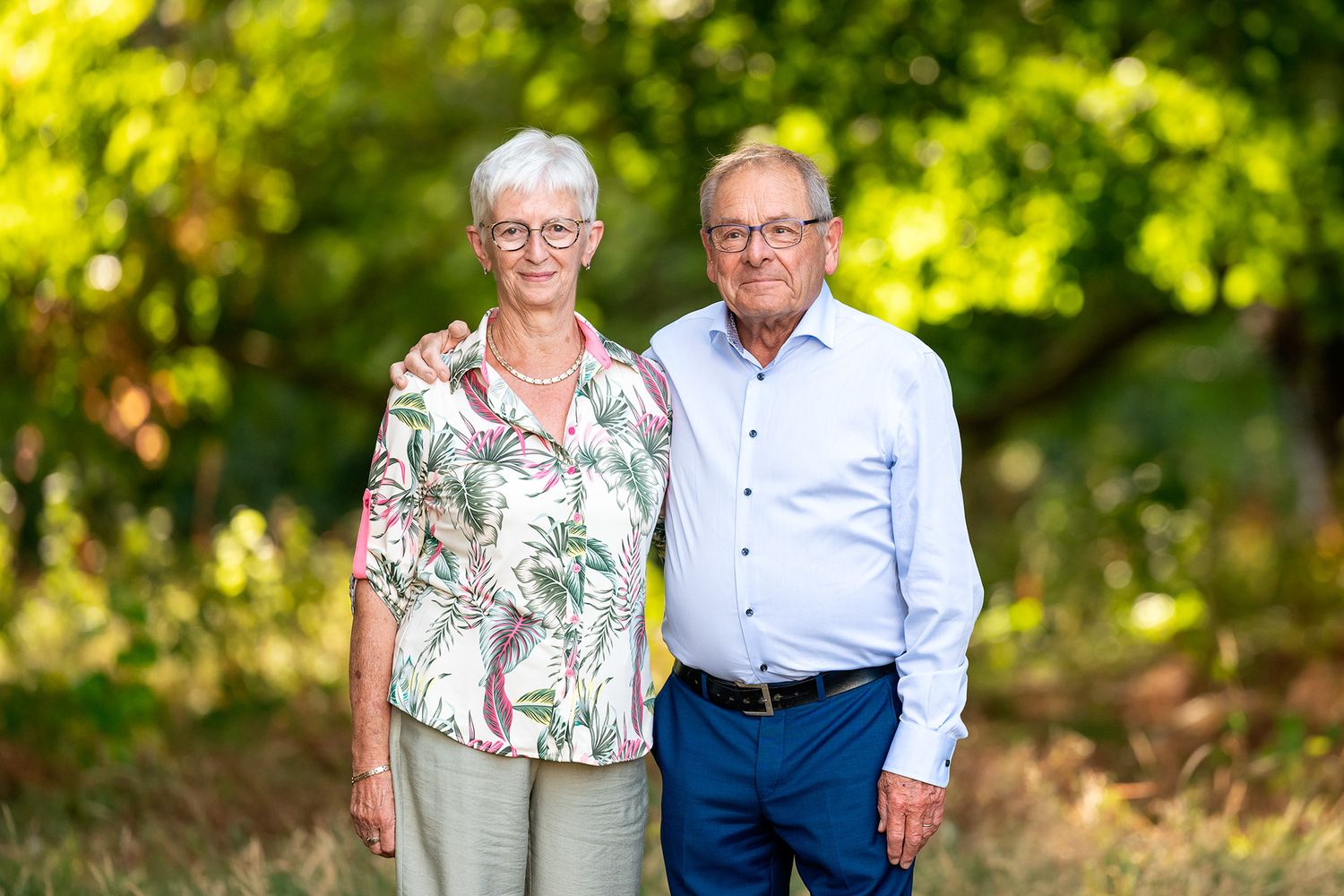Familiefotoshoot in Halle (Vlaams-Brabant), in studio of op locatie. Koppelshoot, gezinsfotograaf, portretfotograaf