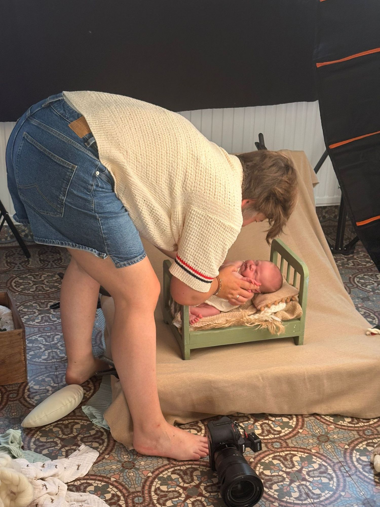 Mobiele studio newbornfotograaf halle; newbornfotograaf aan huis