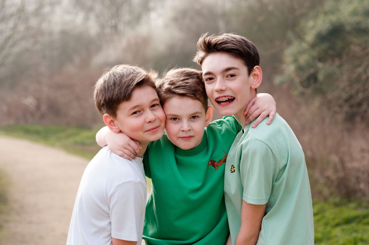 Familie, kinderen, portret, fotoshoot op locatie, fotograaf Halle;