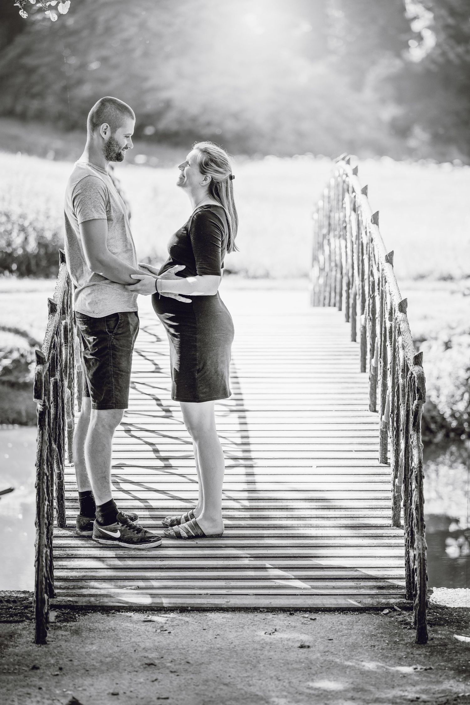 zwangerschapsfotografie Halle, zwangerschapsfotograaf Halle, zwangerschapsshoot, zwangerschapsfoto’s, bellyshoot, shoot op locatie.